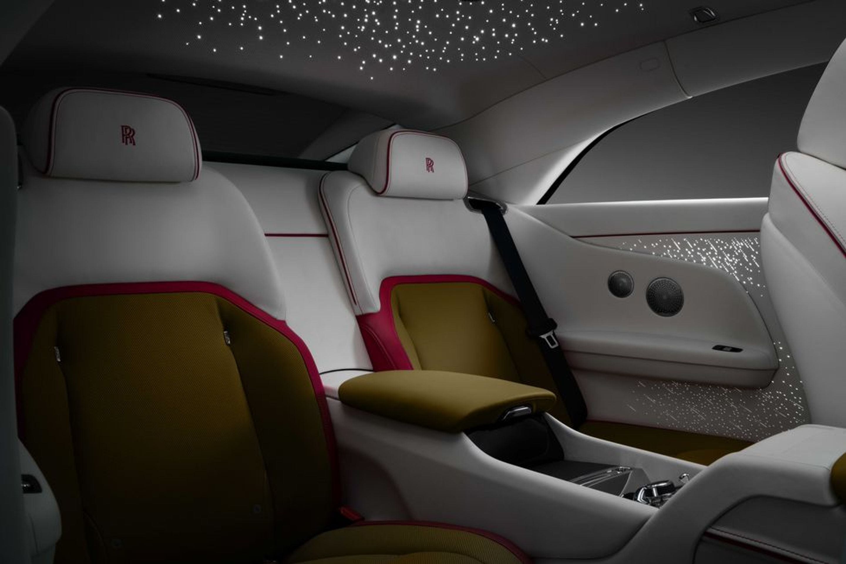Elektrické kupé Rolls-Royce Spectre - Ultraluxusní elektrické kupé Rolls-Royce Spectre (9/15)