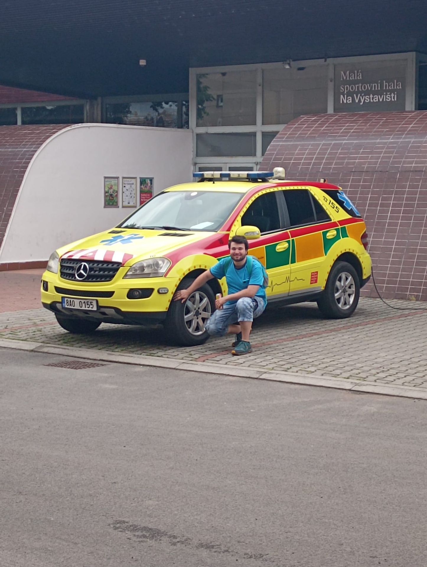 Dominik se považuje za sanitku (1) - Dominik se považuje za sanitku (5/5)