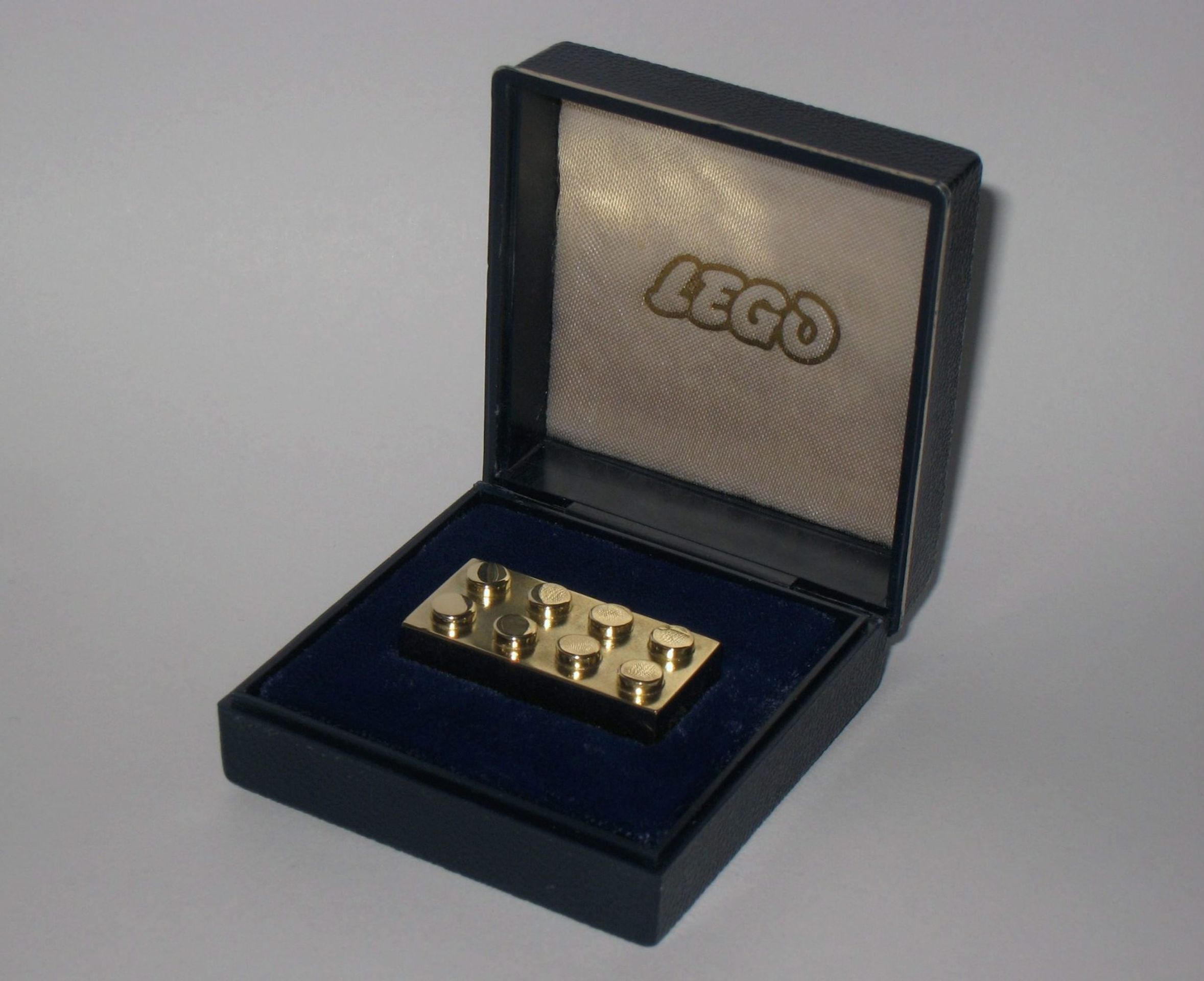 Zlatá 14-ti karátová Lego kostka, 1971 - Cenné sběratelské předměty (8/26)