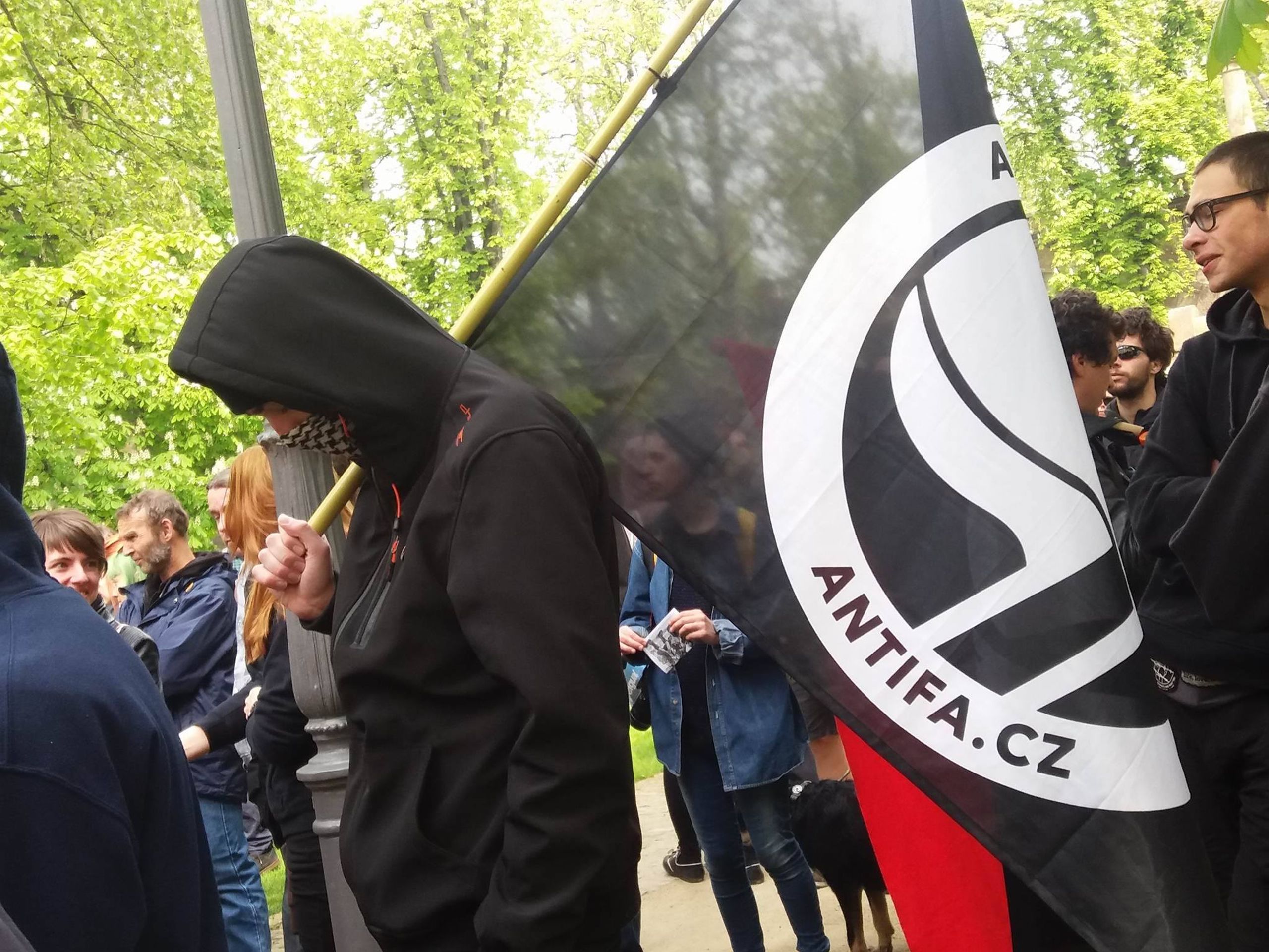 Demonstrace anarchistů na Střeleckém ostrově - GALERIE: 1. máj v ulicích (1/8)