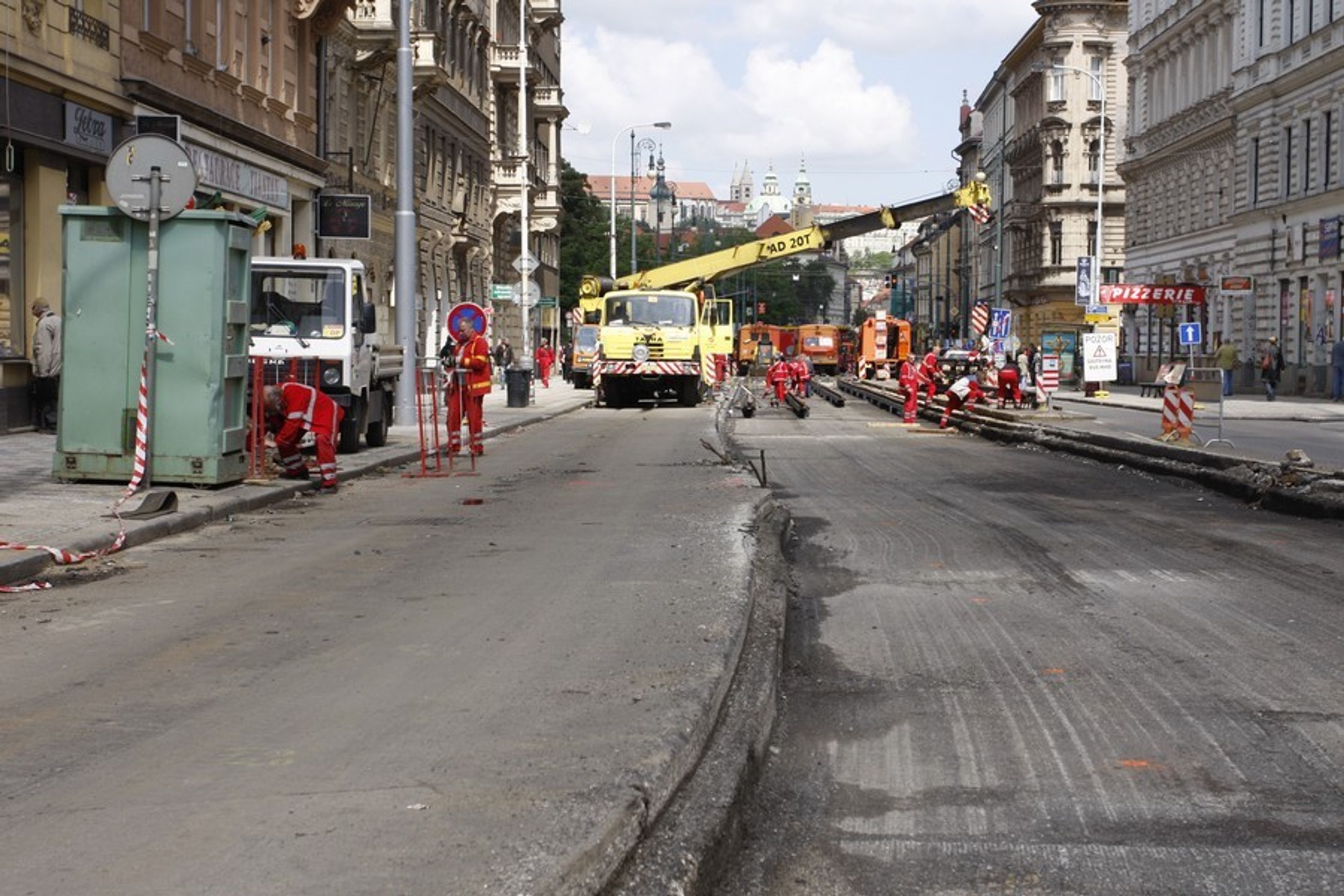 Výluka tramvajové trati-2 - GALERIE: tramvajaci (6/9)