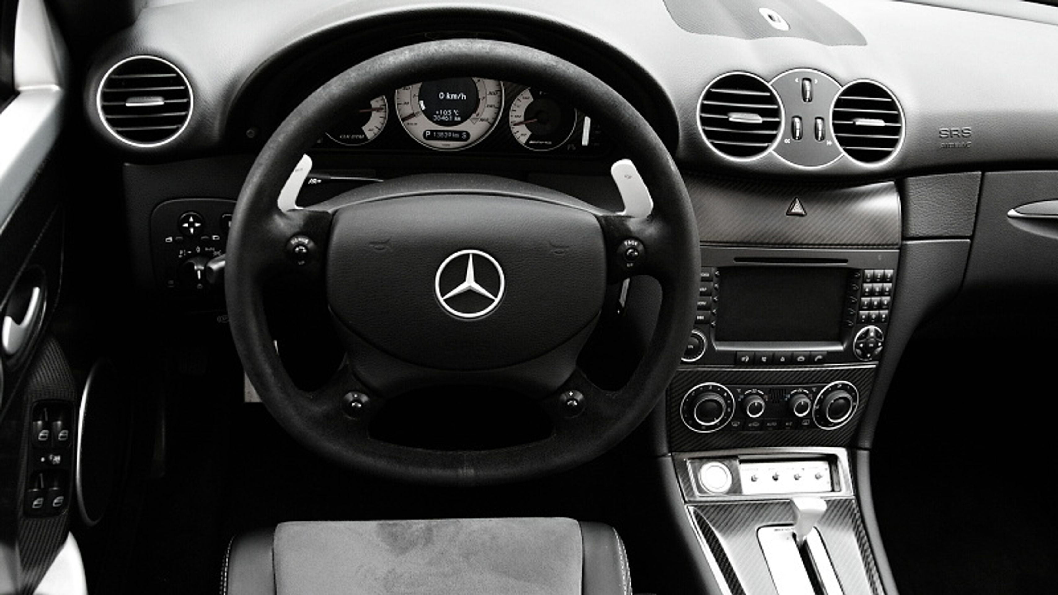 Mercedes-Benz CLK DTM AMG Cabrio - 9 - GALERIE Mercedes-Benz CLK DTM AMG Cabrio (9/14)