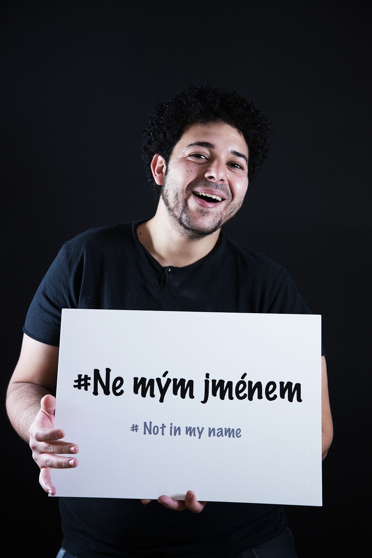 Ne mým jménem - 14 - GALERIE: Ne mým jménem (14/25)