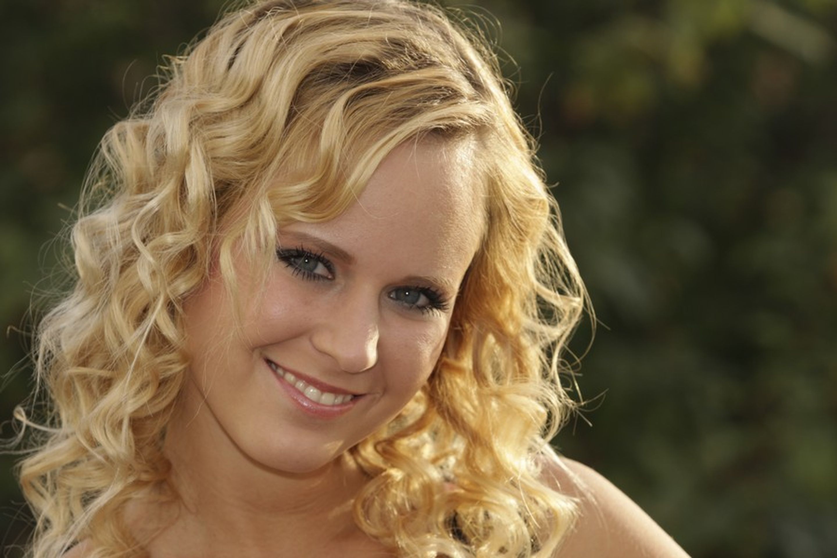 Zuzana - Galerie Zuzana (1/10)