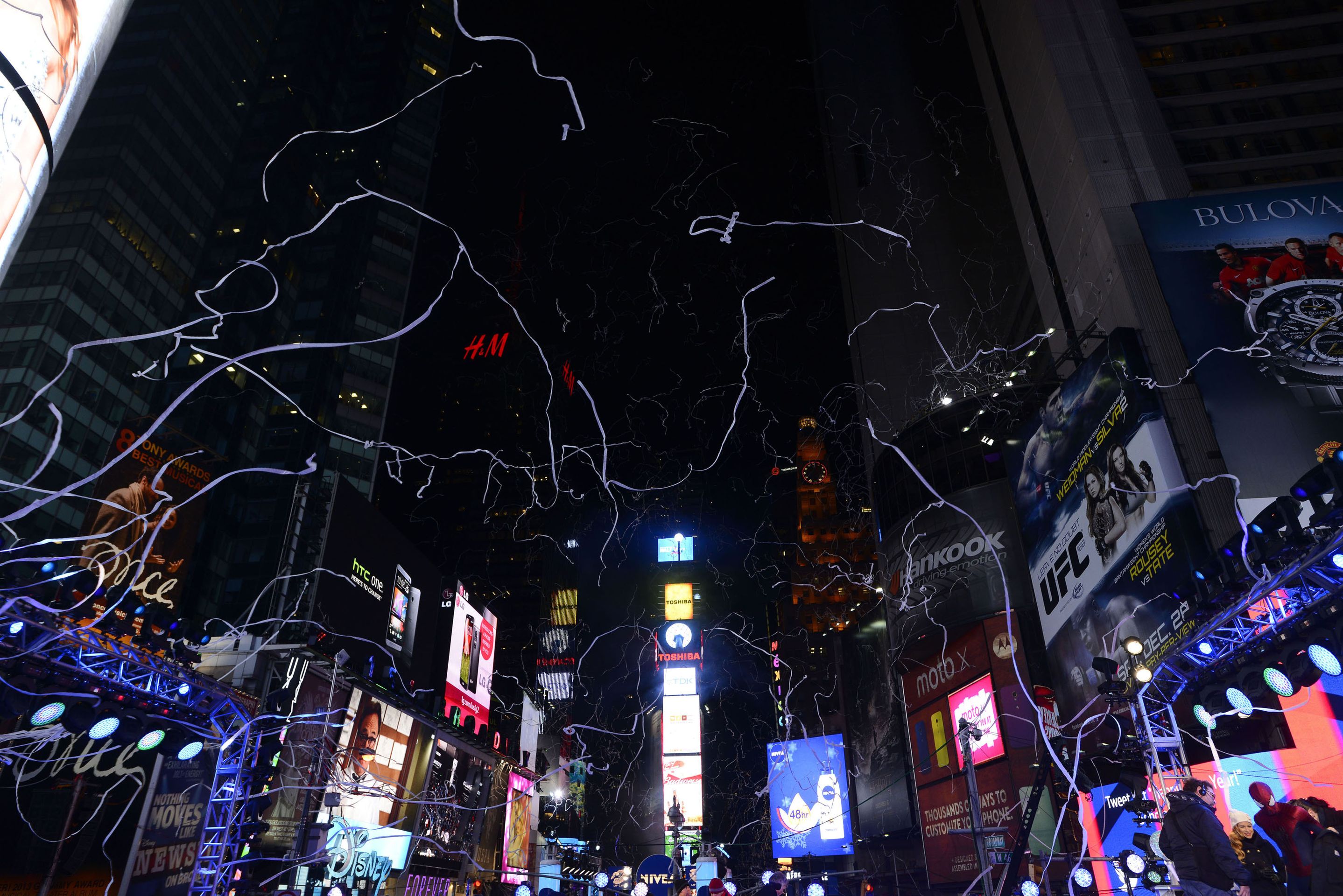 Silvestr v New Yorku - 6 - GALERIE: Oslavy nového roku v New Yorku (2/7)