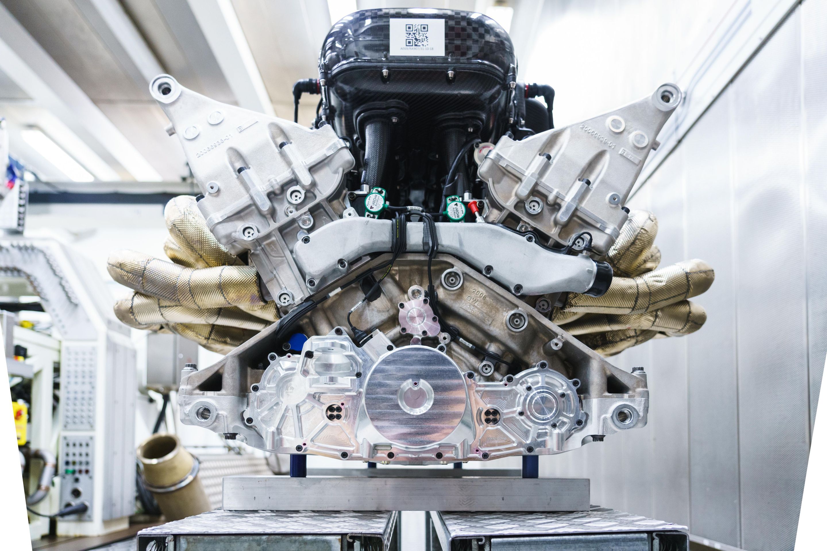 Motor V12 pro Aston Martin Valkyrie - 16 - Fotogalerie: Mistrovské dílo, motor V12 pro Aston Martin Valkyrie (5/10)