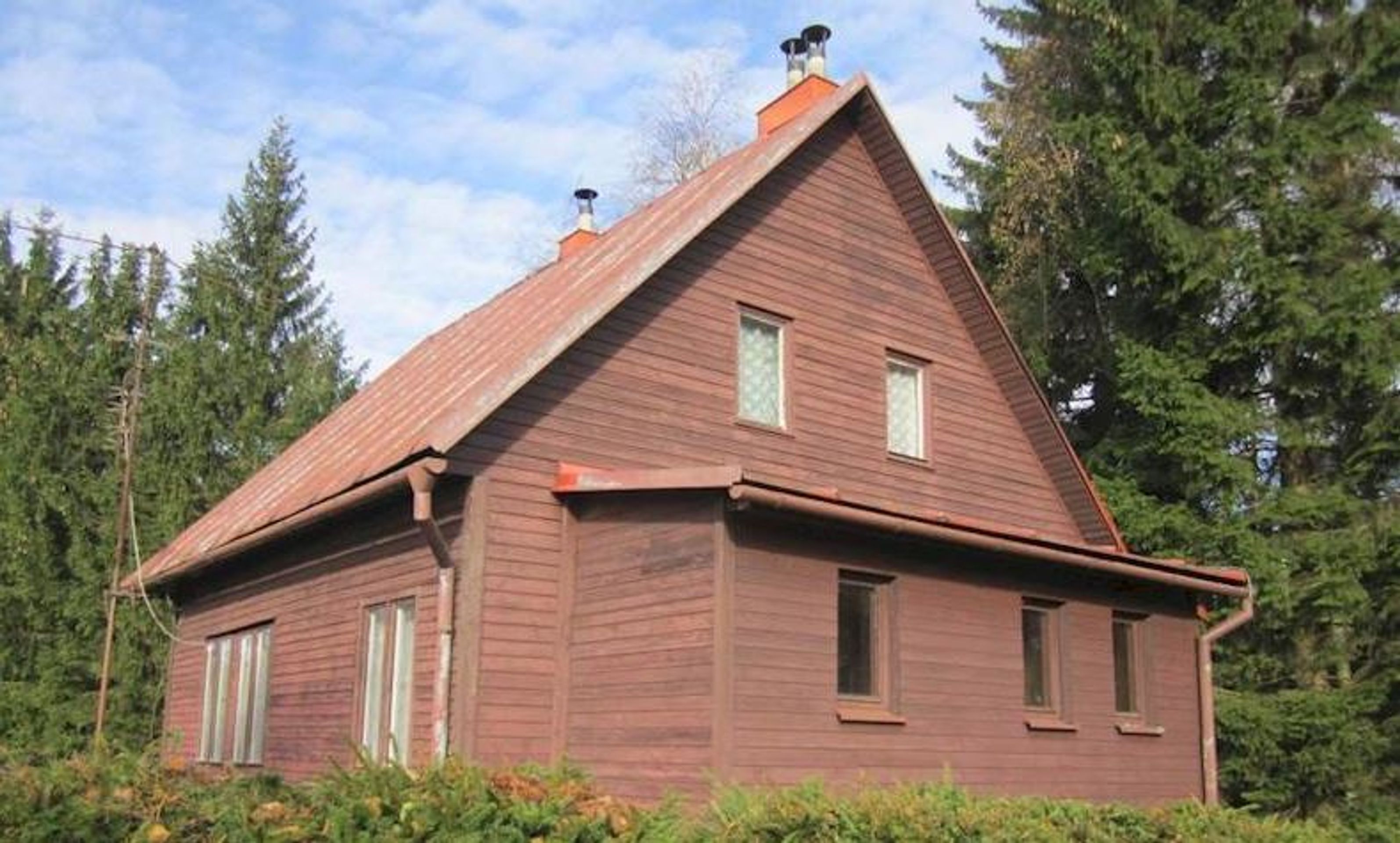 Nabídka majetku - chata ve Vlachovicích na Žďársku za 1, 013 milionu - GALERIE: Vybrané nemovitosti, které stát nabízí ke koupi (3/6)