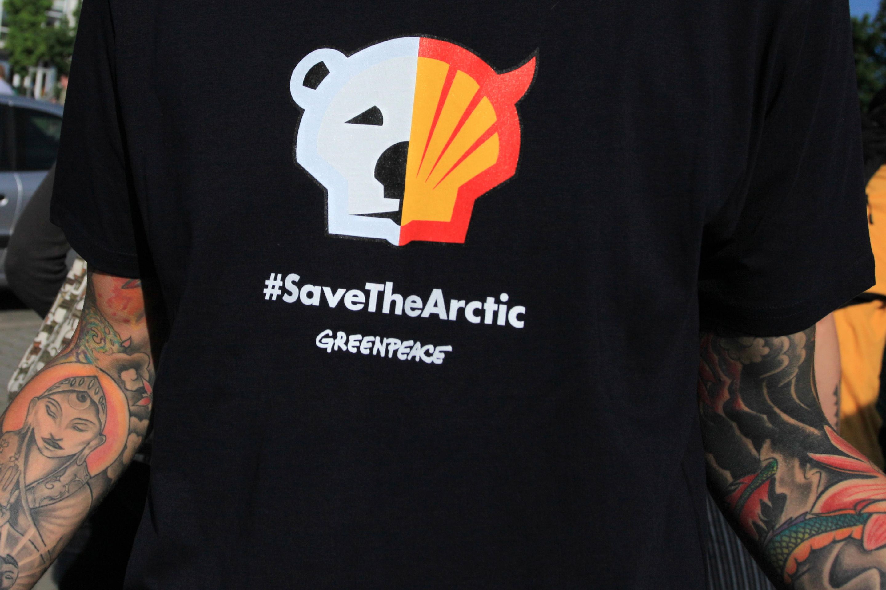 Protest Greenpeace proti těžbě ropy v Arktidě - 4 - Protest Greenpeace proti těžbě ropy v Arktidě (4/6)