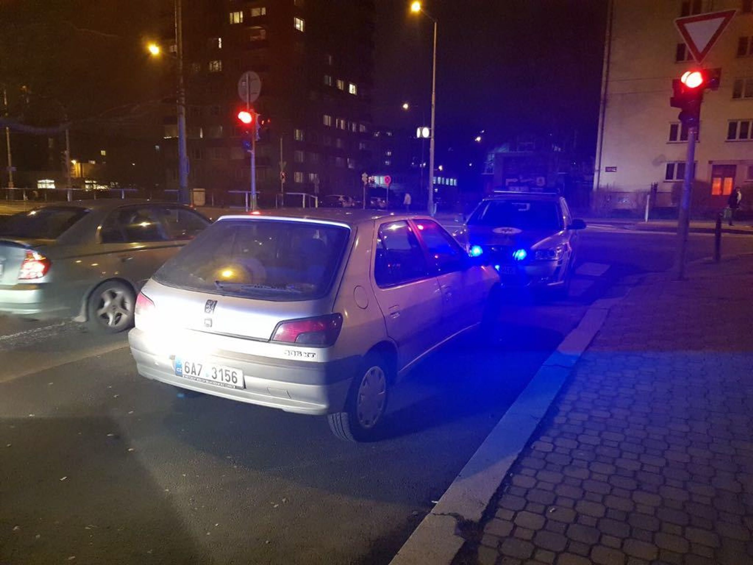 Policejní honička v Praze - 1 - GALERIE: Policejní honička v Praze (1/4)