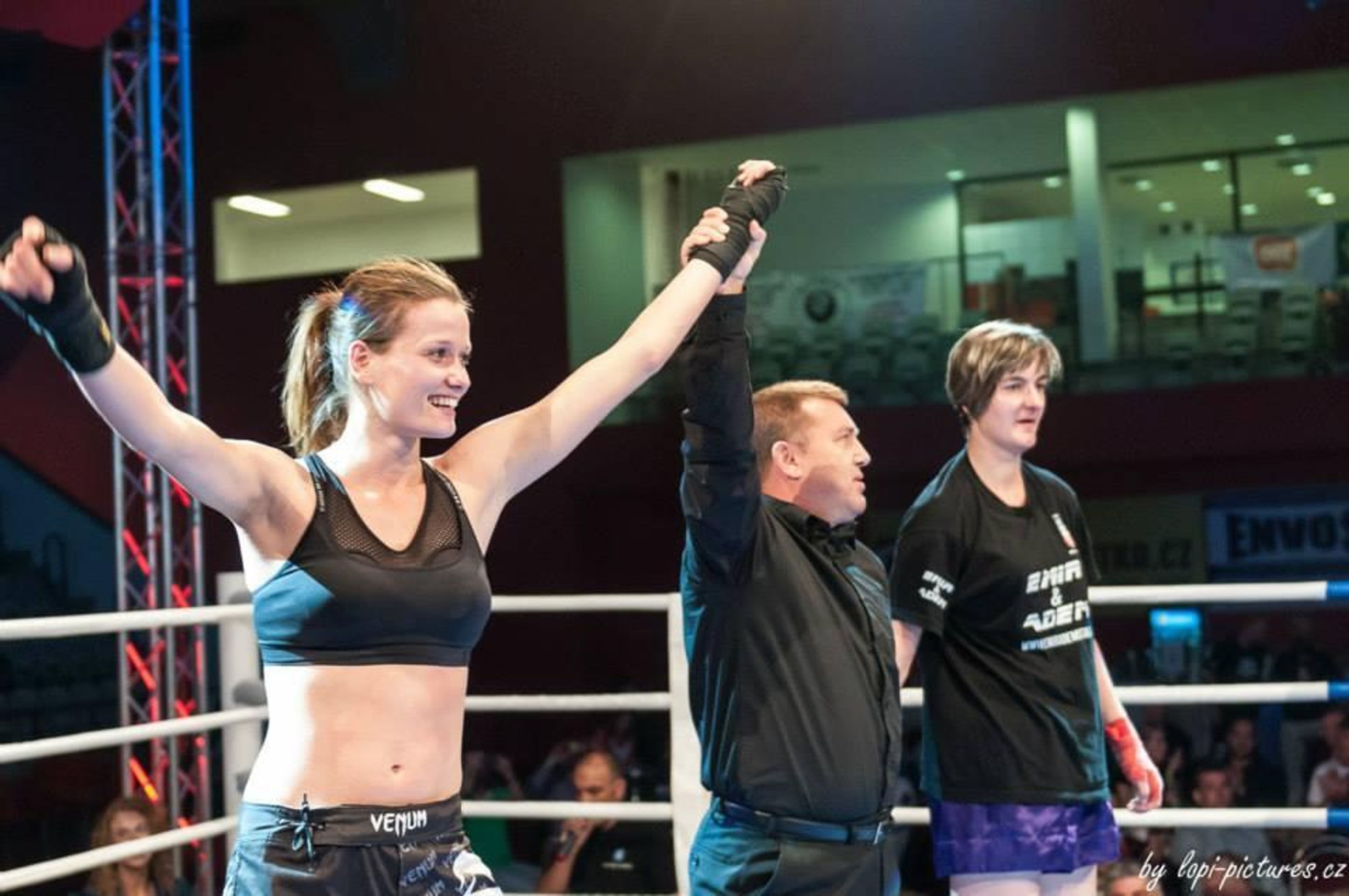 Kateřina při zápasechv kickboxu - 1 - GALERIE: Kateřina při zápasech v kickboxu (1/10)