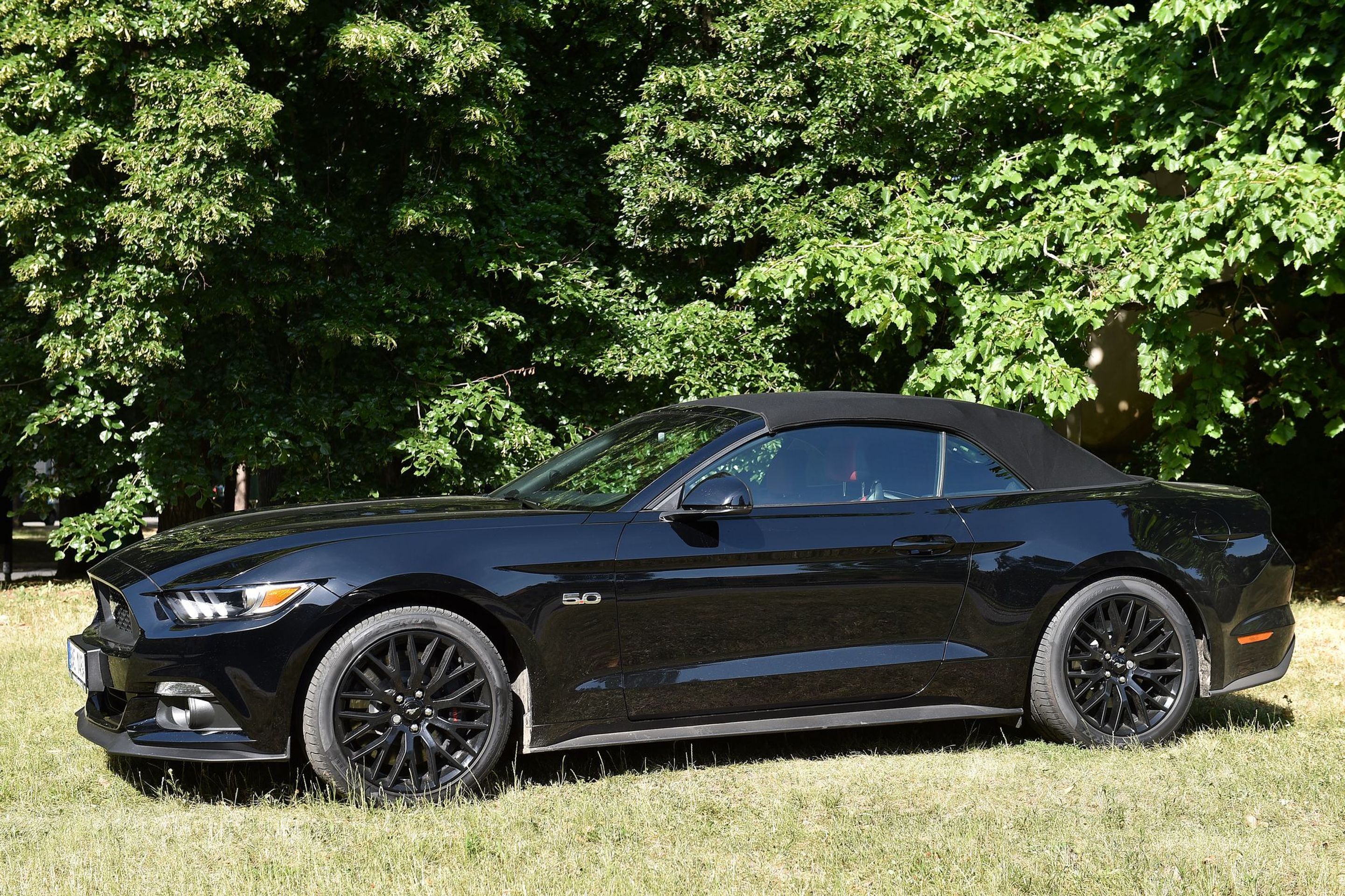 Ford Mustang 5.0 V8 GT Convertible - 7 - GALERIE: Ford Mustang GT Convertible (2/13)