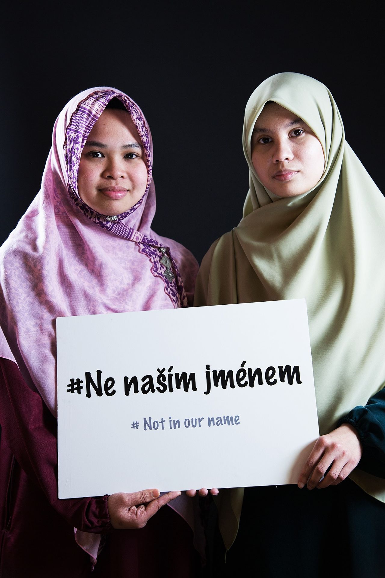 Ne mým jménem - 1 - GALERIE: Ne mým jménem (1/25)