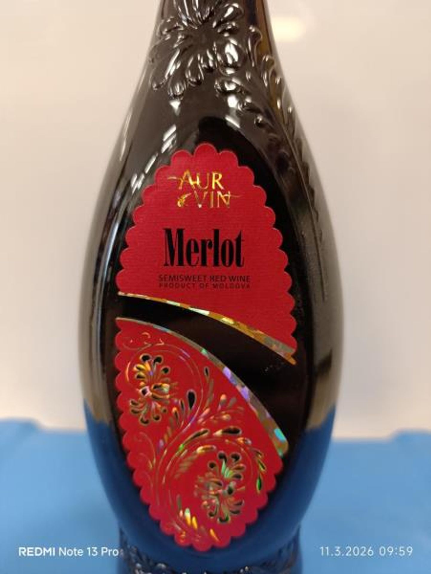 MERLOT - červené víno, polosladké, vyrobeno v Moldavsku, alk. 13 % obj (2) - Závadná vína (8/17)