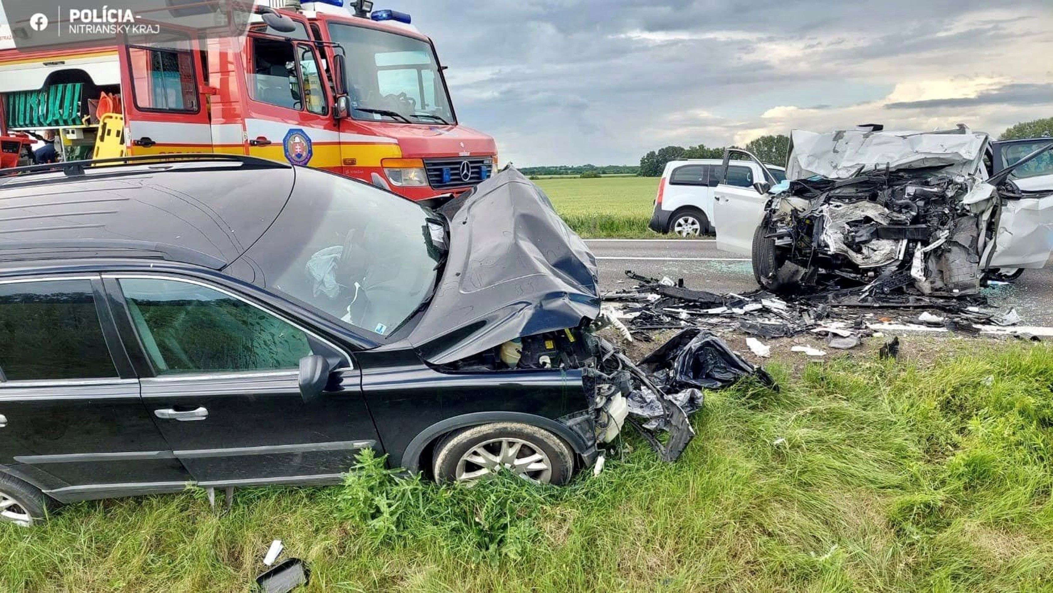 Tragická dopravní nehoda - Nové Zámky - Tragická dopravní nehoda - Nové Zámky (3/8)