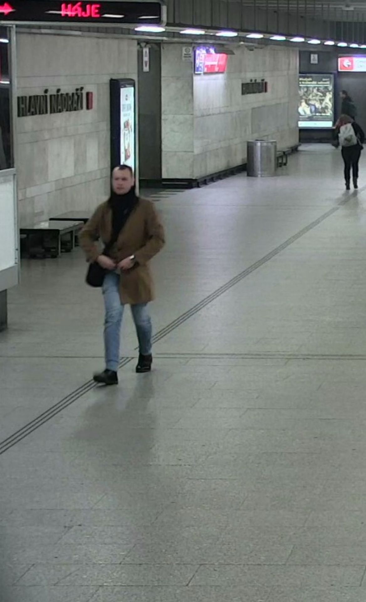 Pátrání po muži, který se obnažoval na veřejnosti - 4 - GALERIE: Pátrání po muži, který se obnažoval na veřejnosti (4/5)
