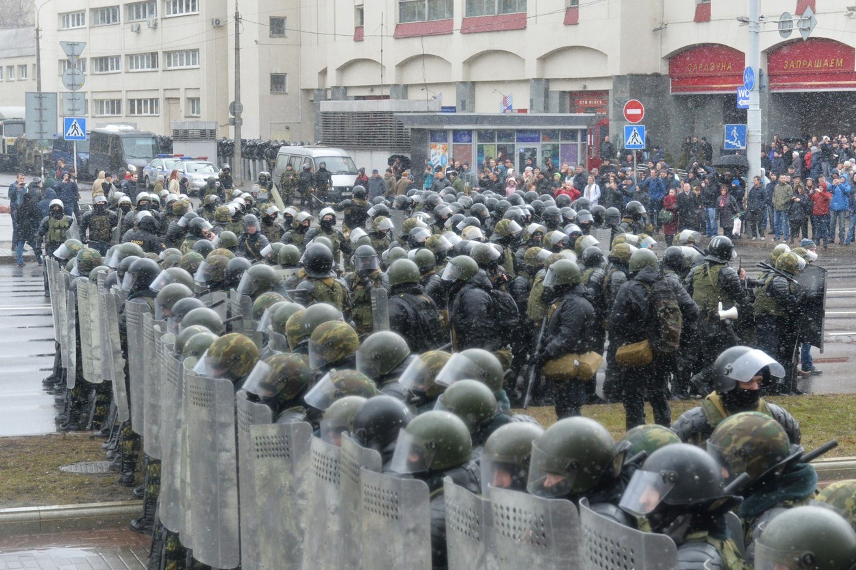 Protesty v Minsku - 4 - GALERIE: Protesty v Minsku (4/5)