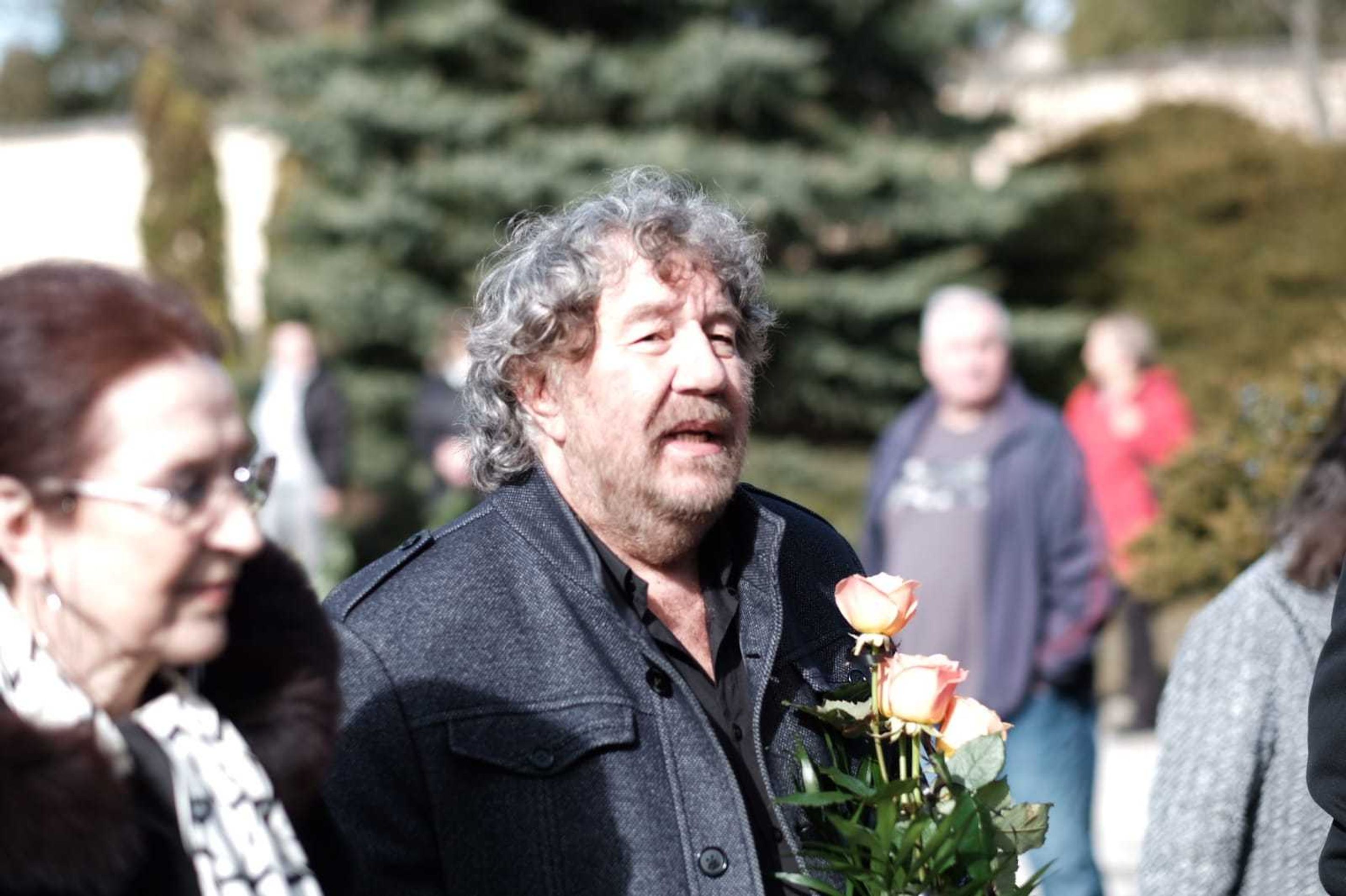 Rozloučení s Jiřím Pomejem - Zdeněk Troška - GALERIE: Rozloučení s Jiřím Pomejem (7/15)