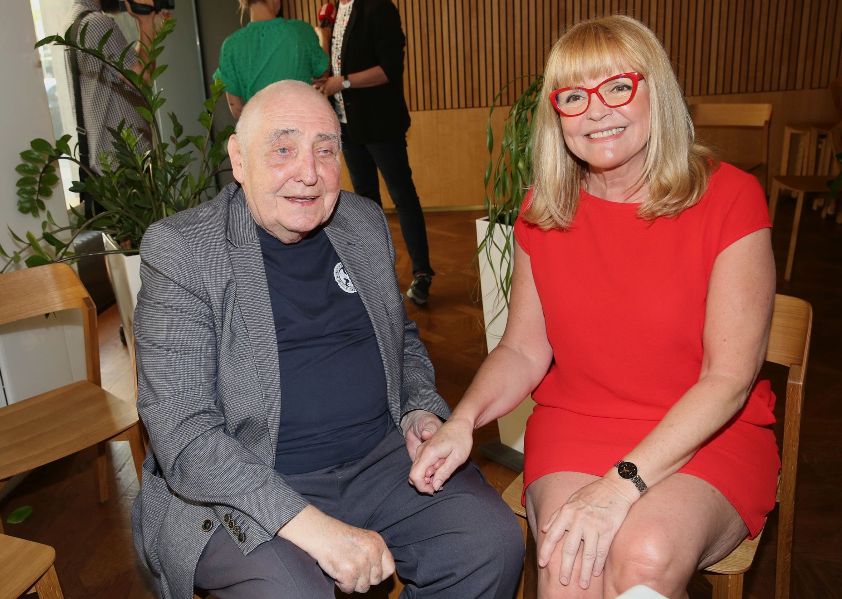 Věra Martinová a Radkin Honzák, 10. 5. 2022 - Věra Martinová (3/4)