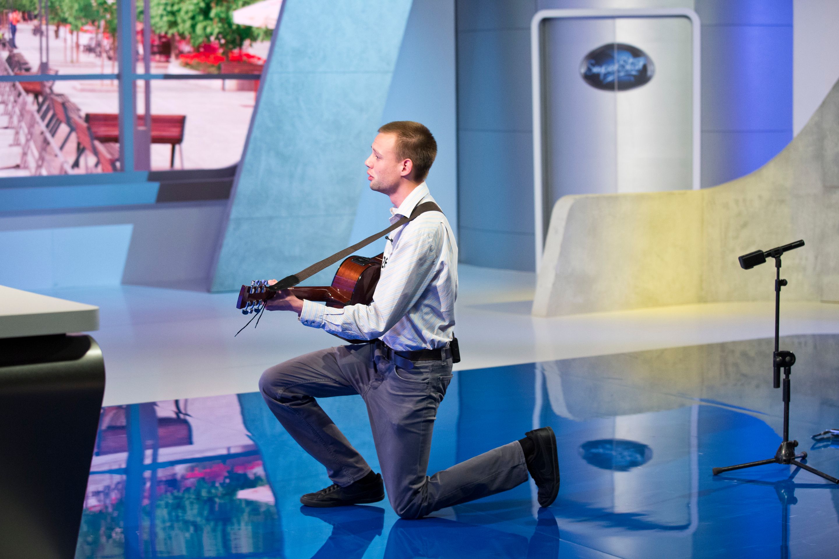 Takhle flirtovali soutěžící s porotkyněmi SuperStar! - Petr Hora - 3 - GALERIE: Takhle flirtovali soutěžící s porotkyněmi SuperStar! (3/8)