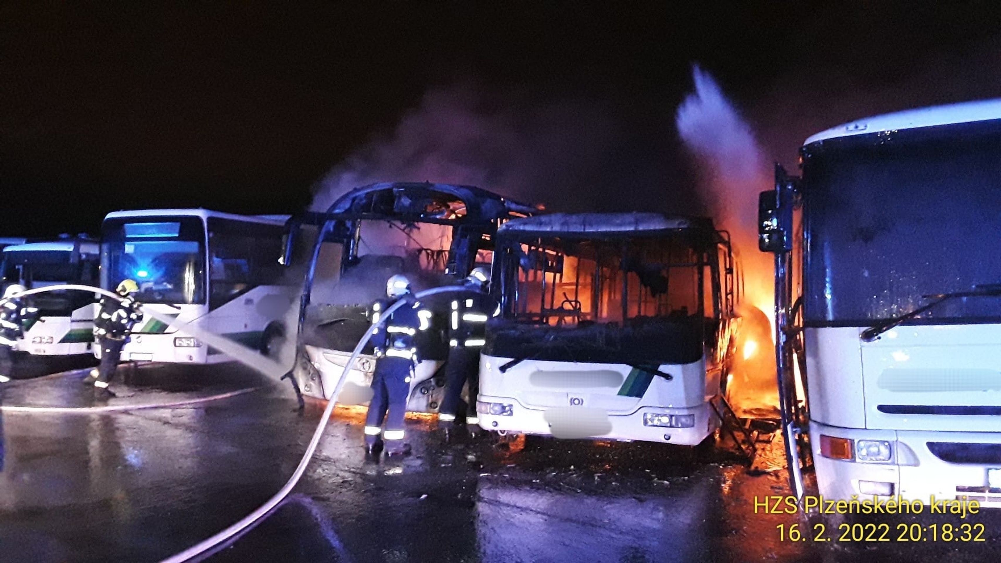 Požár autobusů - Požár v ČSAD v Plzni (5/10)