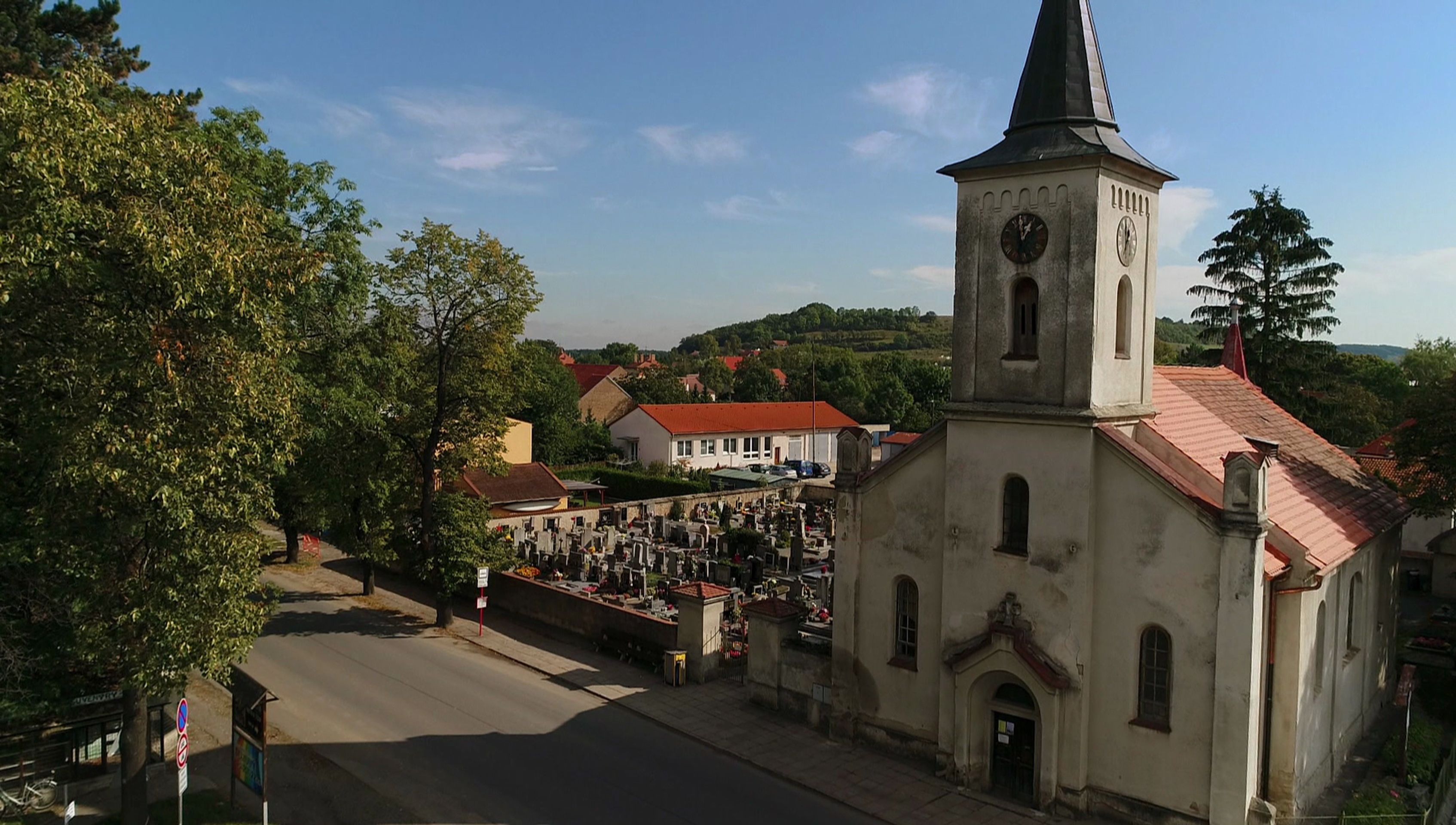 Mise nový domov: Michal zůstal sám s hromadou odpadu! - 11 - GALERIE: Mise nový domov - Michal zůstal sám s hromadou odpadu! (11/13)