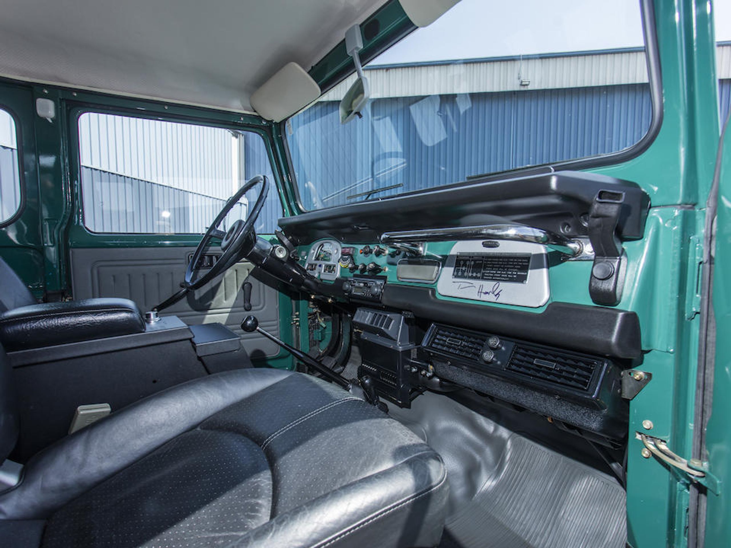 Toyota Land Cruiser FJ40 Toma Hankse - 23 - Fotogalerie: Parádní Land Cruiser Toma Hankse (7/12)