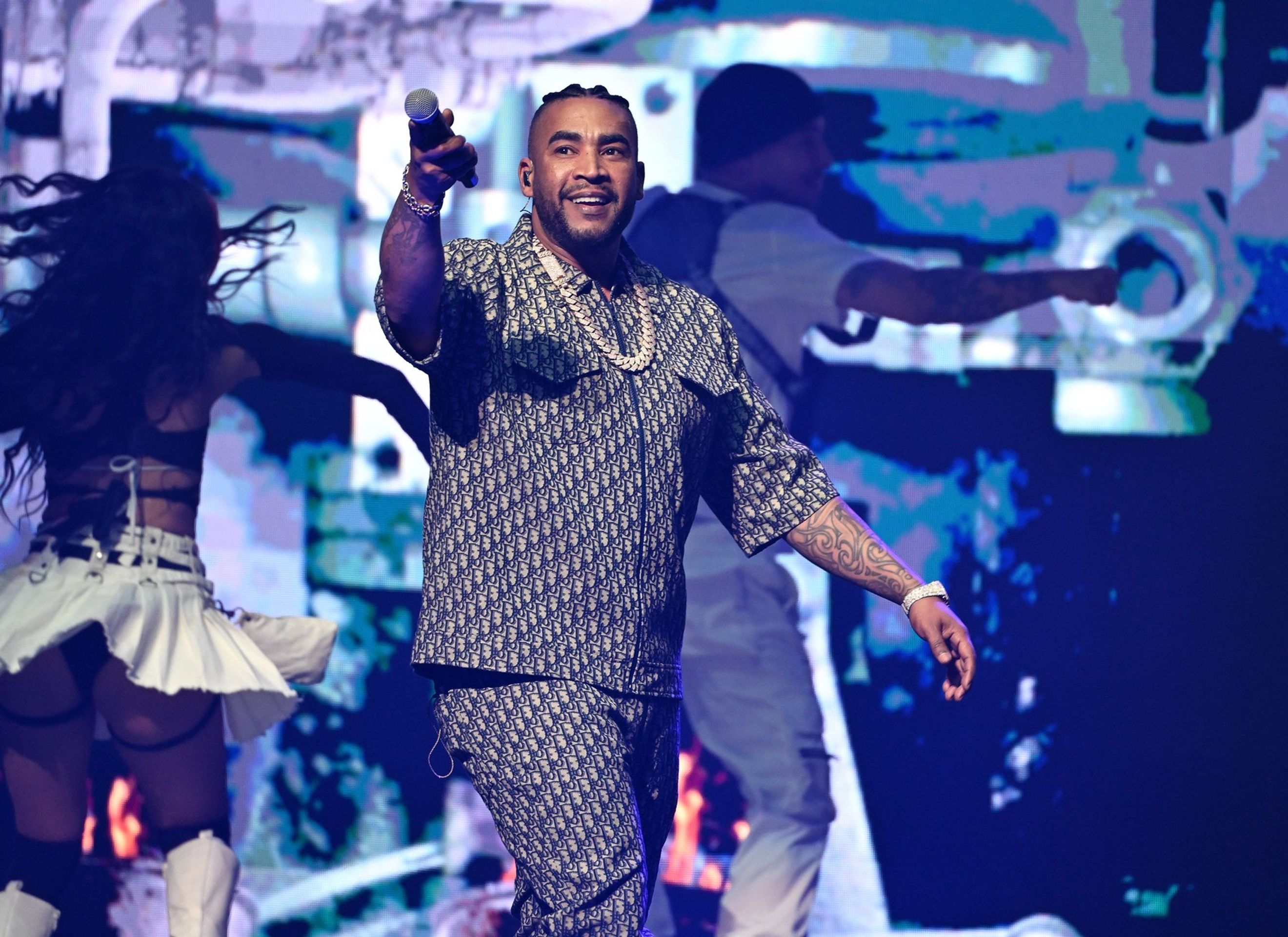 Don Omar (3) - Don Omar (5/6)