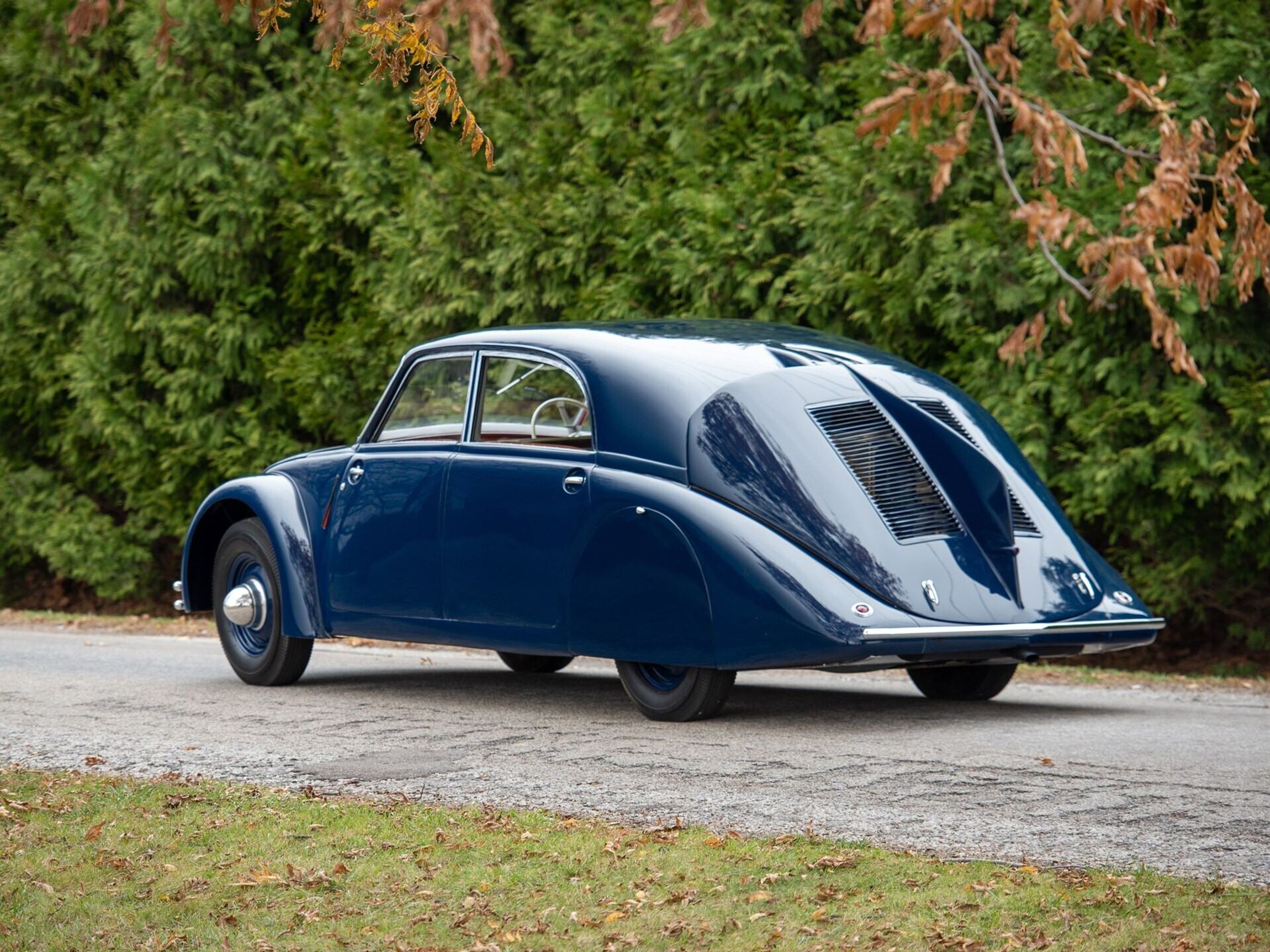 Unikátní Tatra 77 z roku 1934 - Unikátní Tatra 77 se prodala za 8,5 milionu korun (5/20)