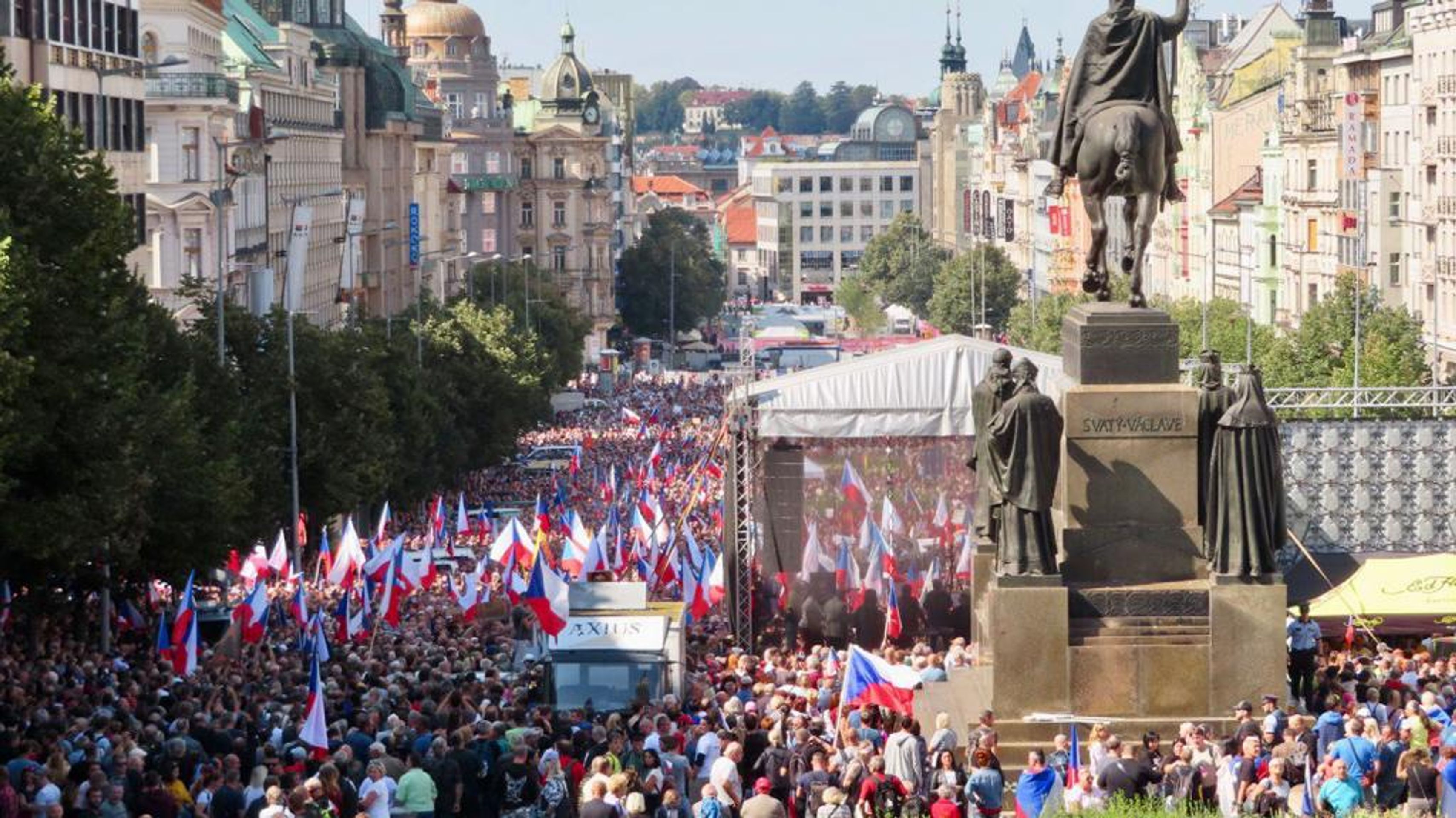 Demonstrace v Praze - Demonstrace proti vládě Petra Fialy (4/6)