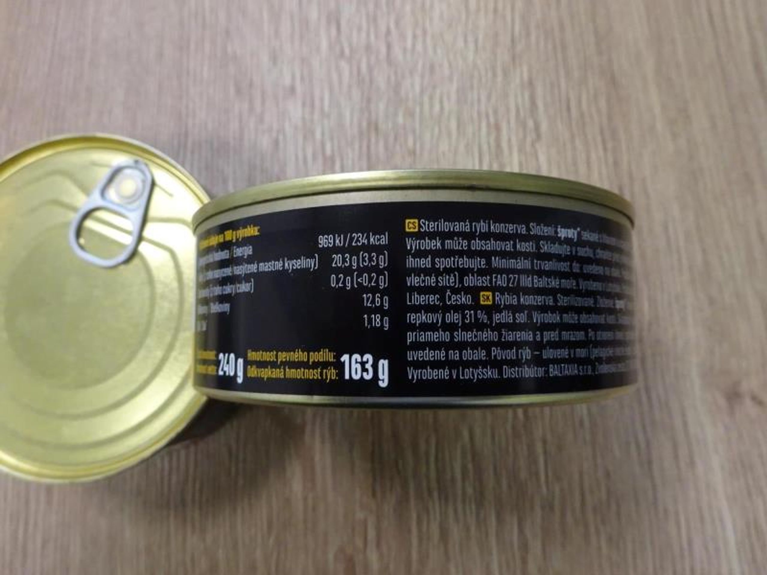 Baltické šproty v rostlinném oleji SOKRA - Baltické šproty (1/4)