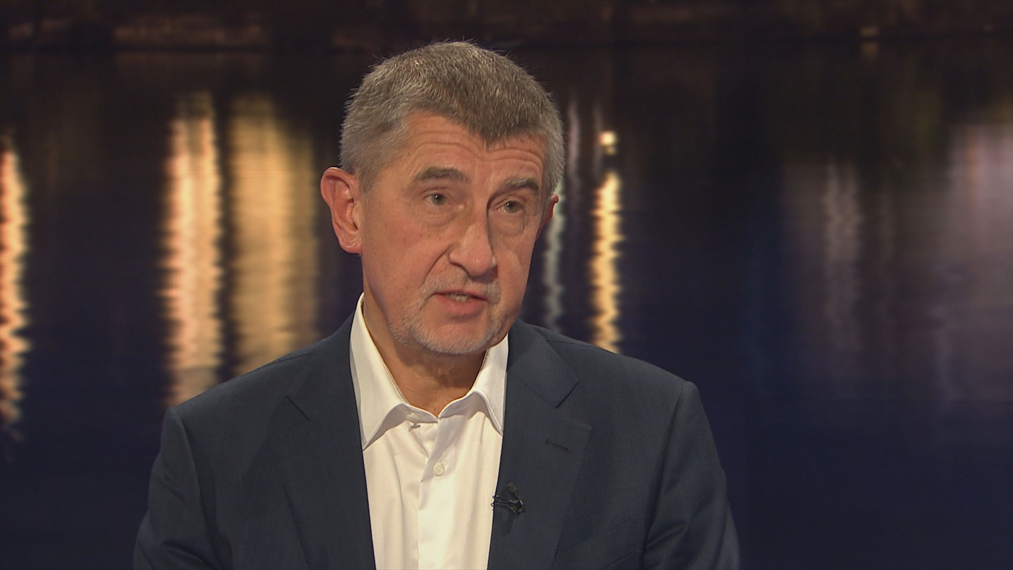 Andrej Babiš v exkluzivní debatě na TV Nova - 3 - GALERIE: Andrej Babiš v rozhovoru pro TV Nova (7/7)