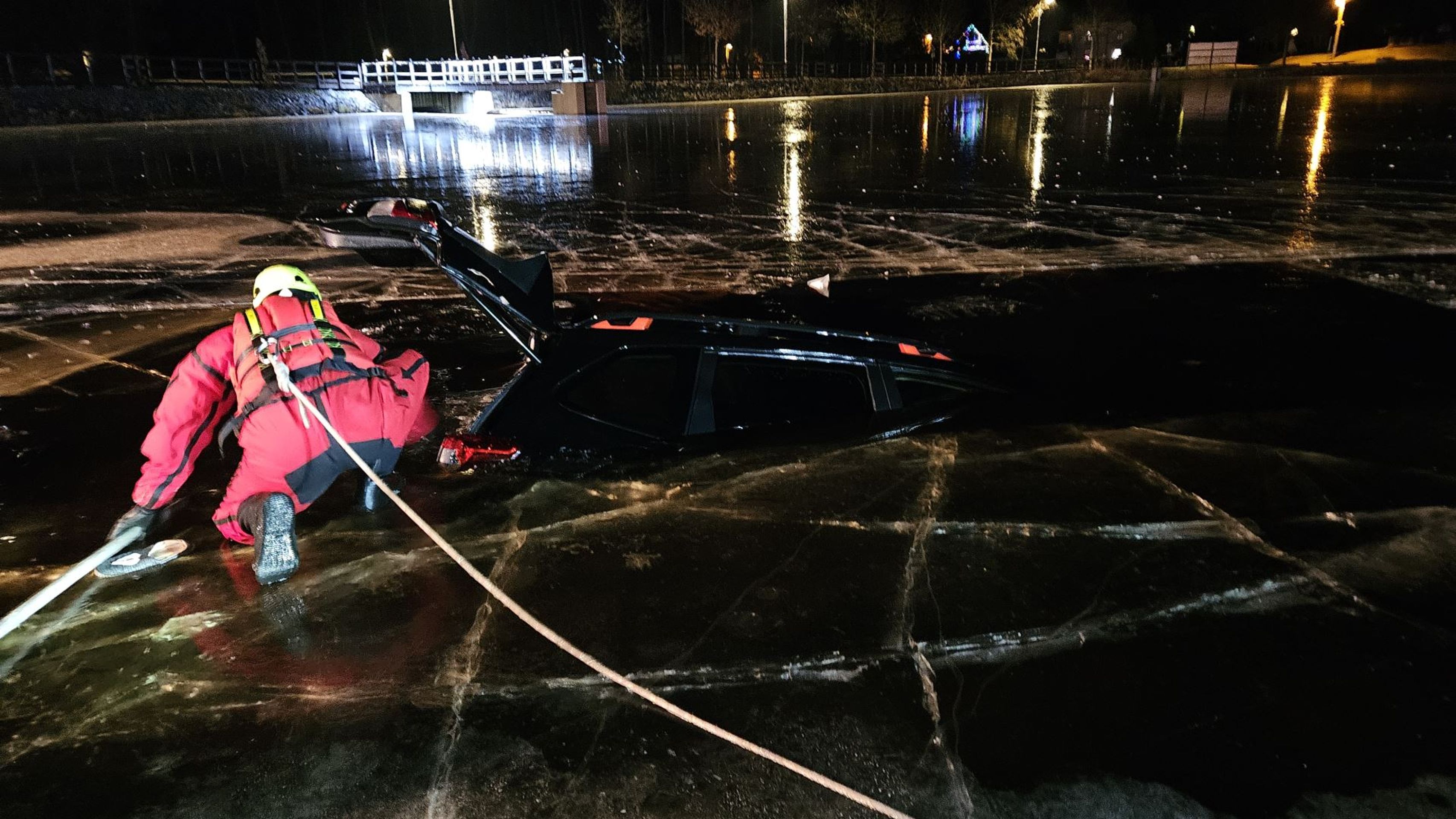 Vyprošťování auta - Vyprošťování auta (6/7)