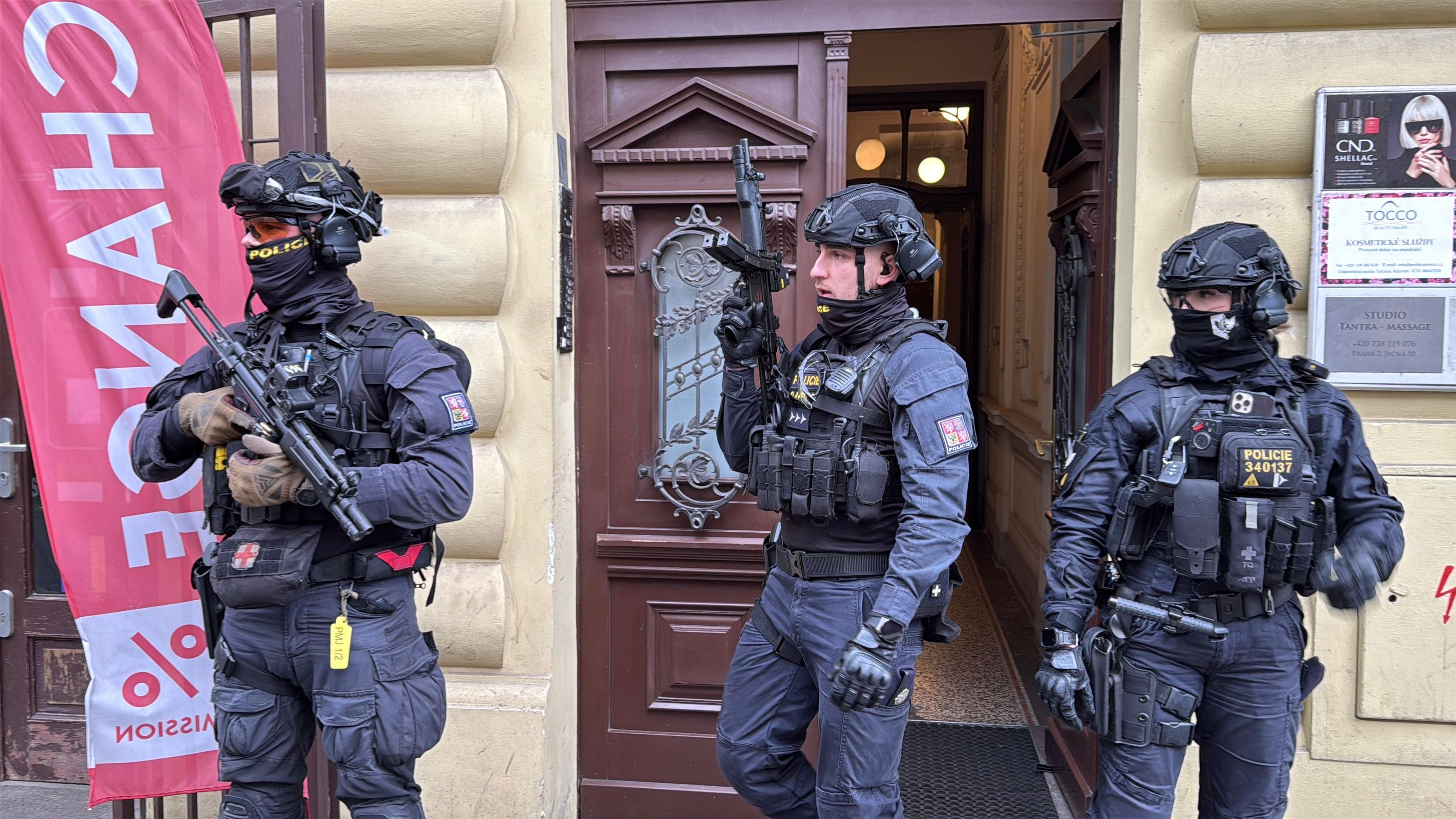 Zásah policie v Ječné ulici (3) - Zásah policie v Ječné ulici (5/12)