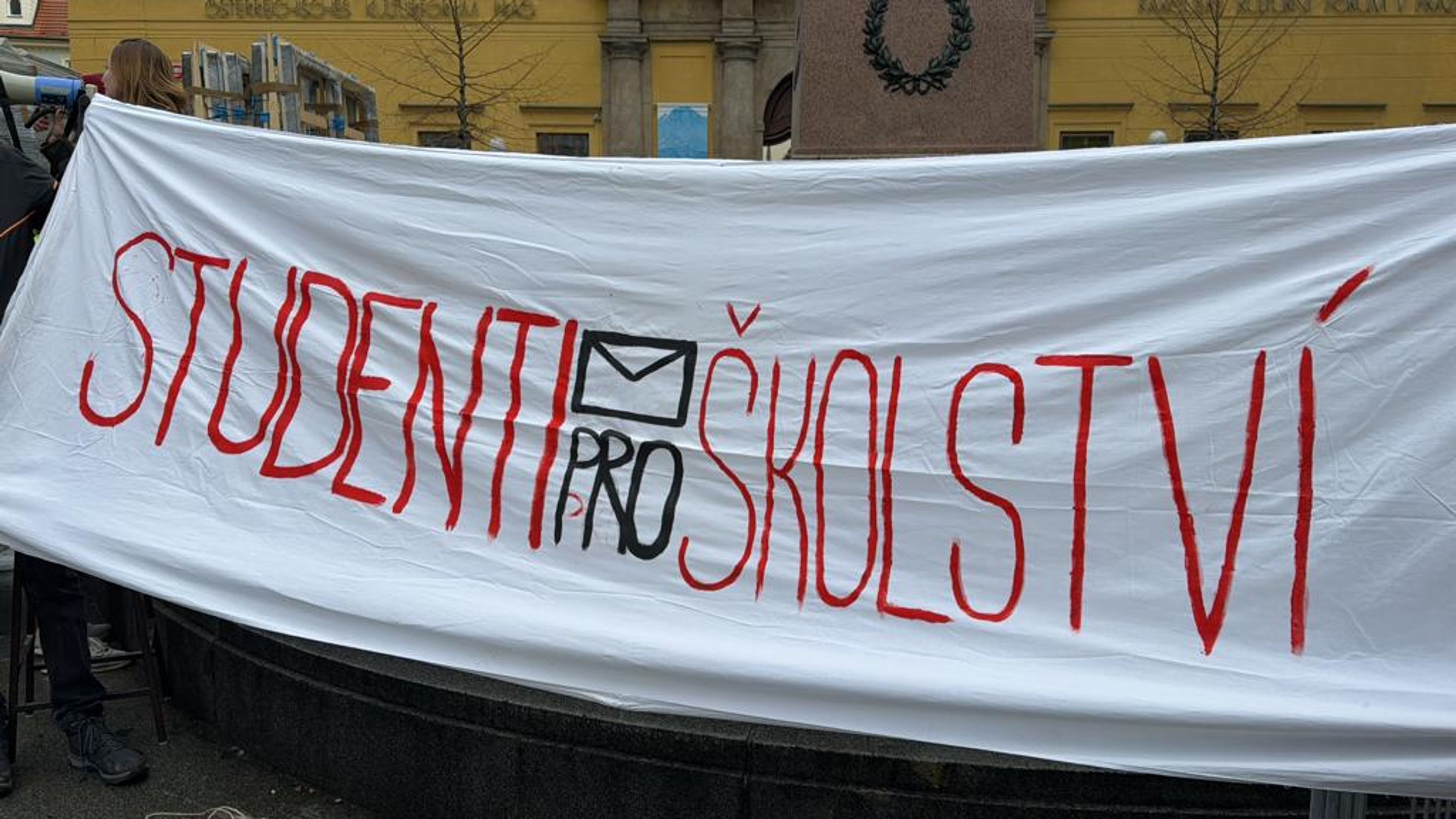 Protestní setkání odborářů (3) - Stávka a protivládní protesty (16/23)