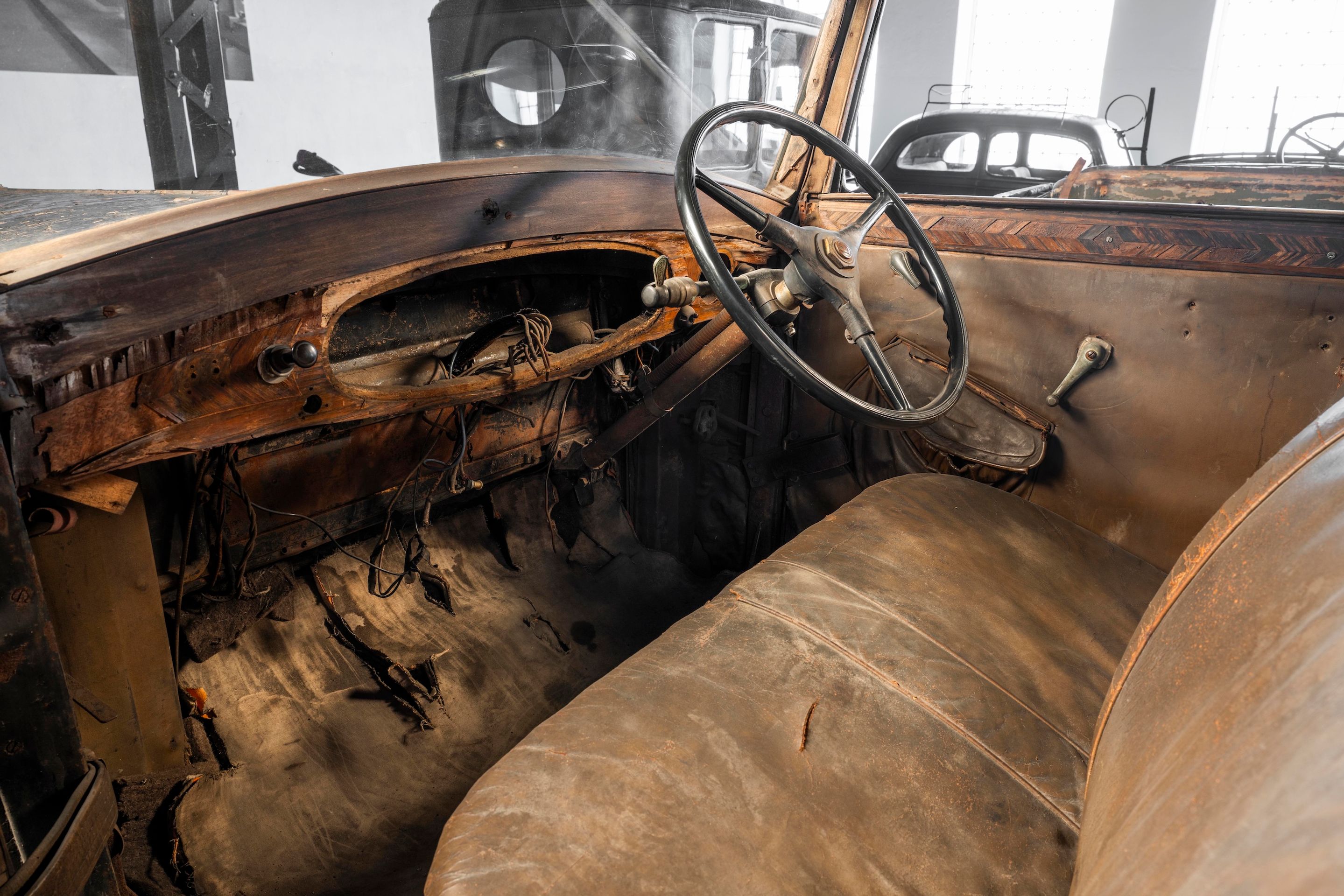 Unikátní historické vozy v nové expozici Škoda Muzea - Škoda Muzeum ukáže unikátní historické vozy před renovací (33/48)