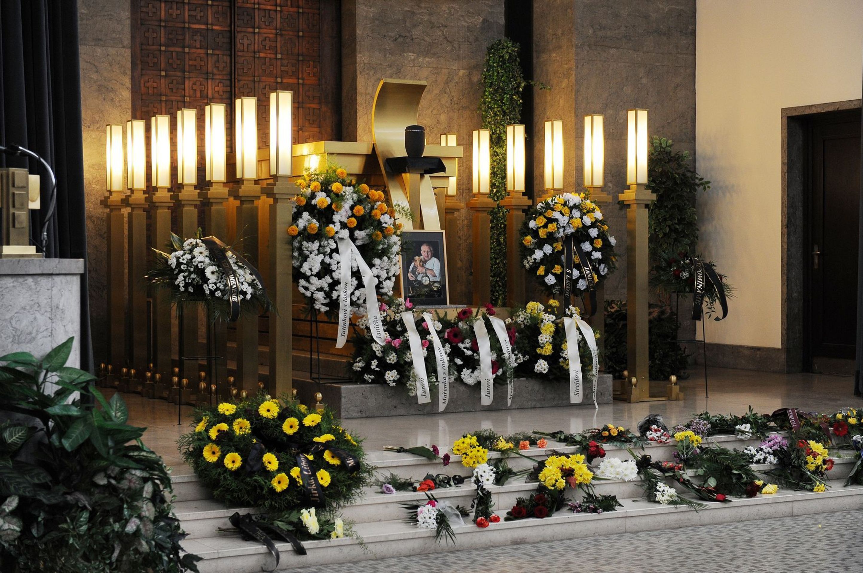 Poslední rozloučení s Jiřím Krytinářem - 35 - GALERIE: Rozloučení s Jiřím Krytinářem (17/29)