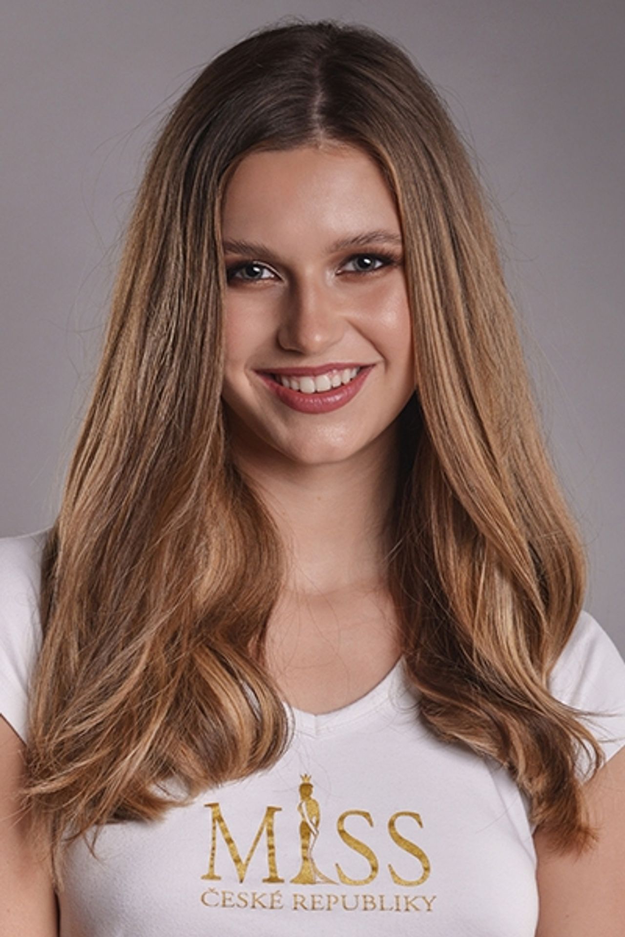 Valerie Váňová - Superfinalistky Miss ČR 2021 (4/8)