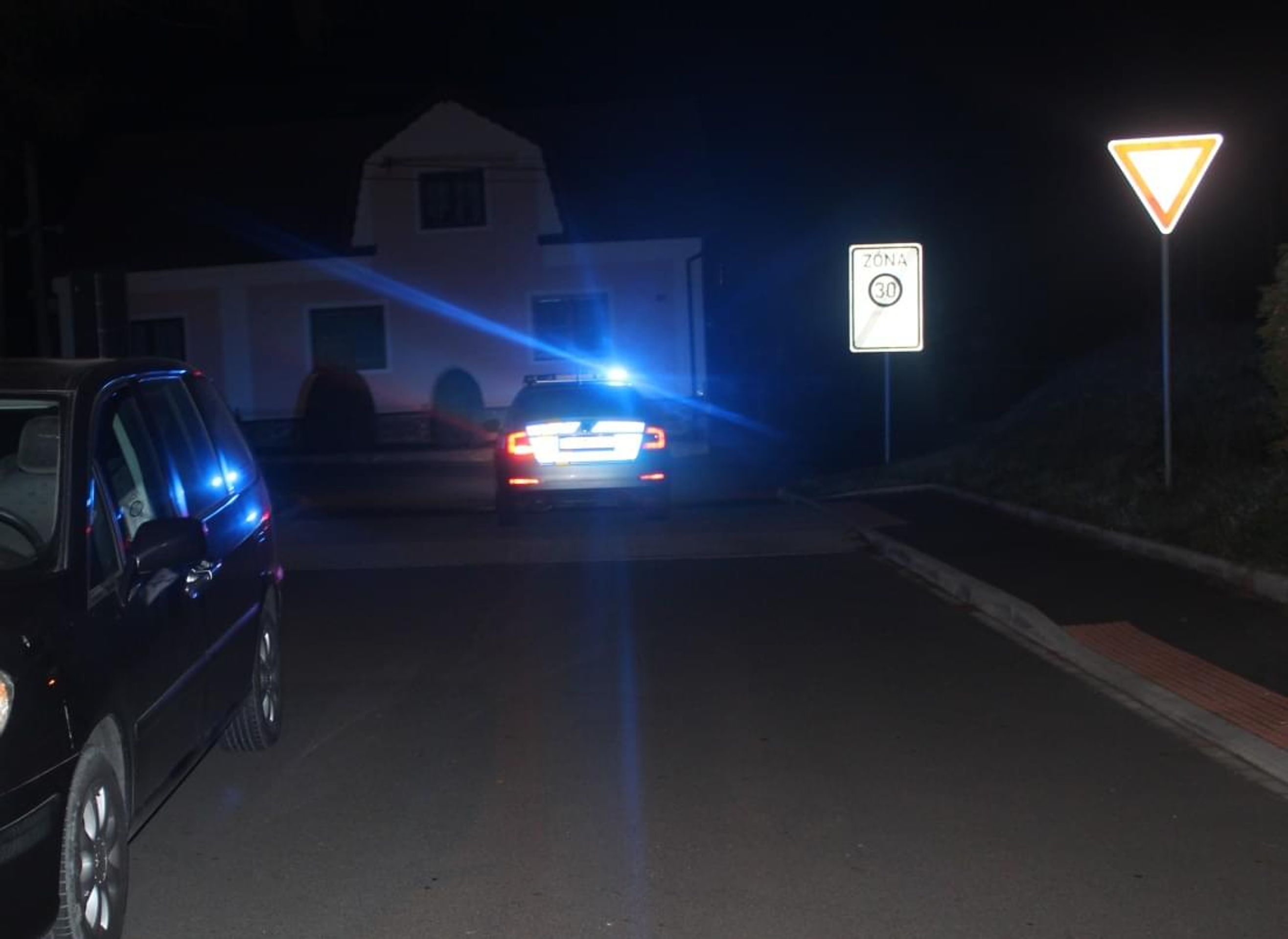 Střelba v Mrákově na Domažlicku - GALERIE: Střelba v Mrákově na Domažlicku (1/4)