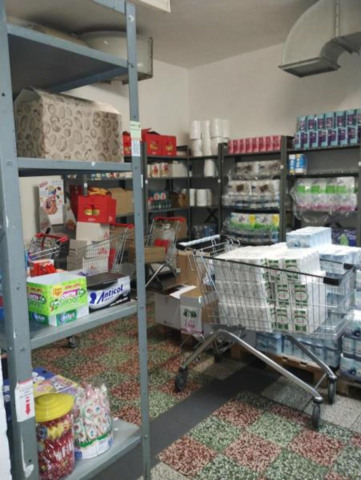 Uzavřená provozovna Hruška, s.r.o (9) - Uzavřená část provozovny Hruška, spol. s r.o. (9/9)