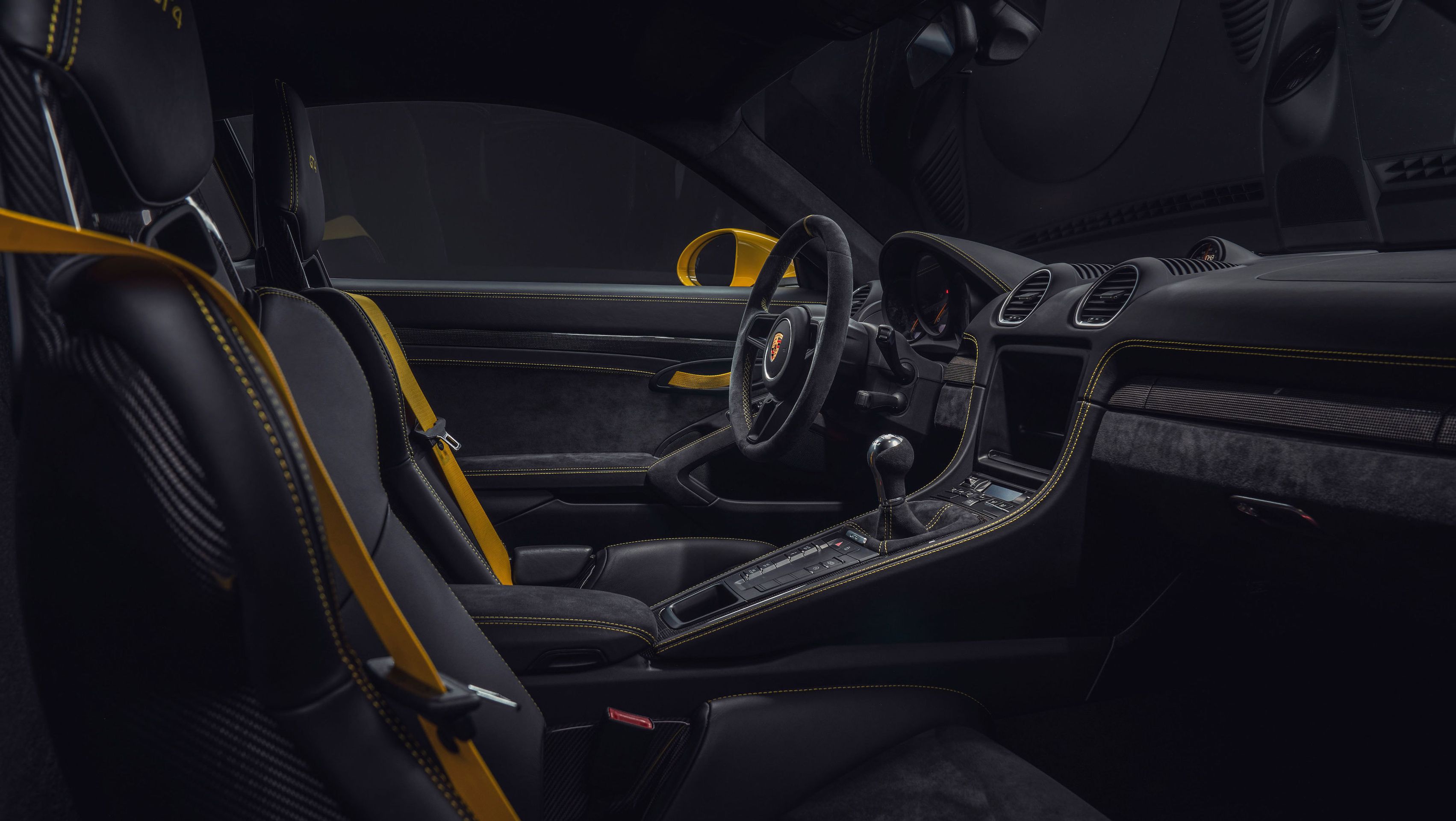 Porsche 718 Cayman GT4 - 18 - Fotogalerie: Ostré kupé Porsche 718 Cayman GT4 (9/12)