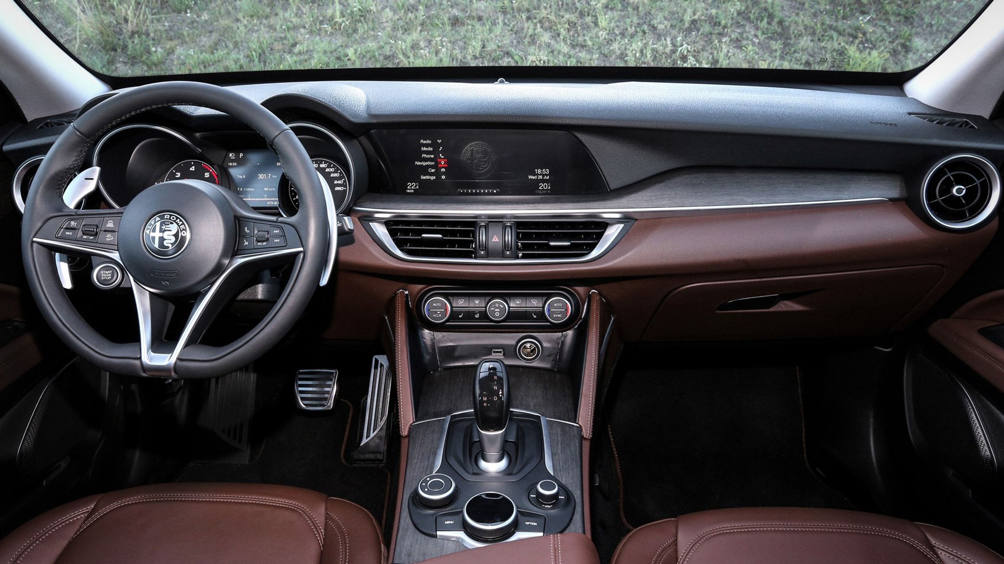 Alfa Romeo Stelvio - GALERIE: Alfa Romeo Stelvio (8/11)