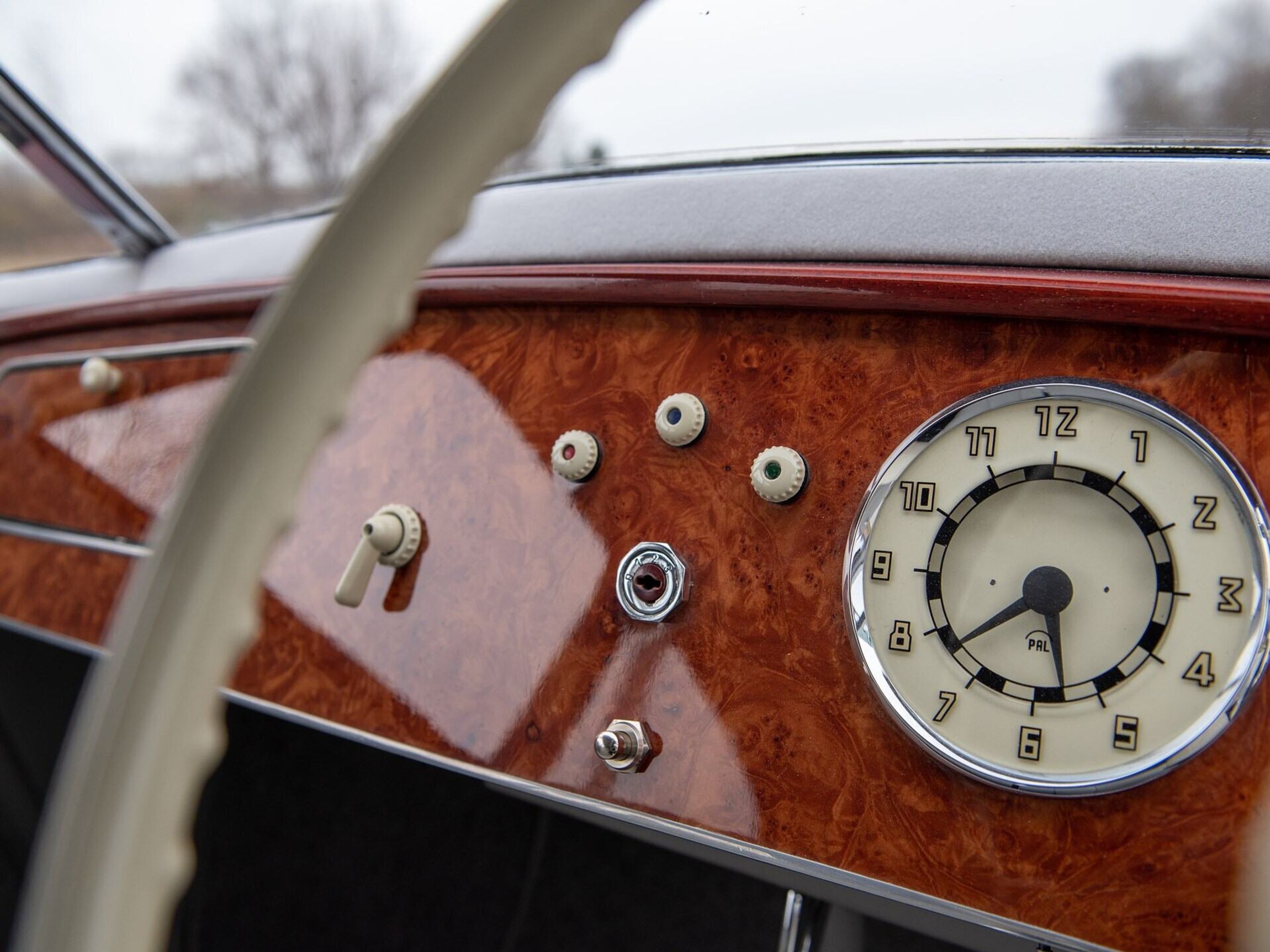 Unikátní Tatra 77 z roku 1934 - Unikátní Tatra 77 se prodala za 8,5 milionu korun (15/20)