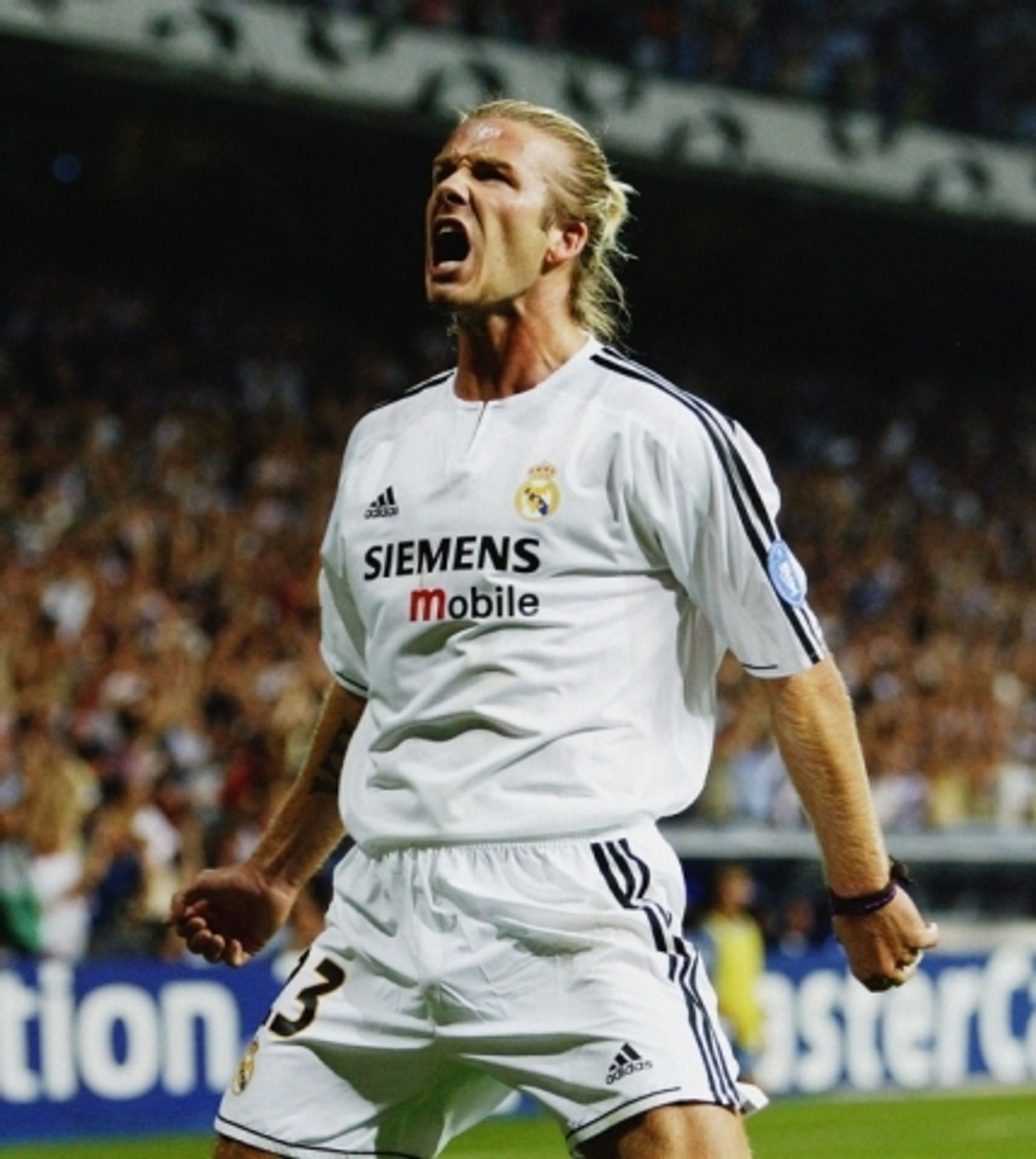 Beckham - 18 - GALERIE: Beckham = sexsymbol, businessman a geniální šutér (1/24)