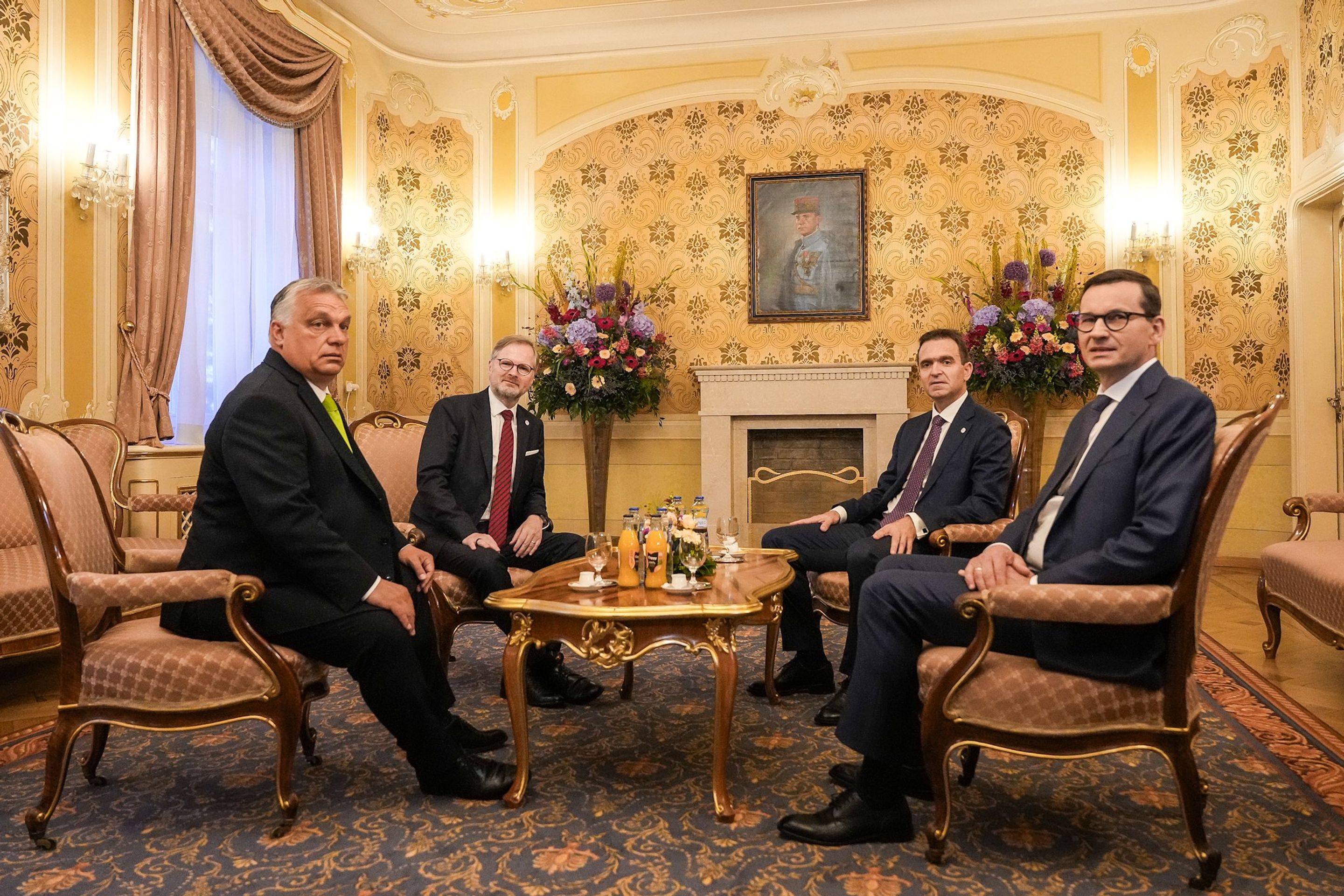 V Bratislavě začalo setkání premiérů zemí V4 (2) - V Bratislavě začalo setkání premiérů zemí V4 (2/4)