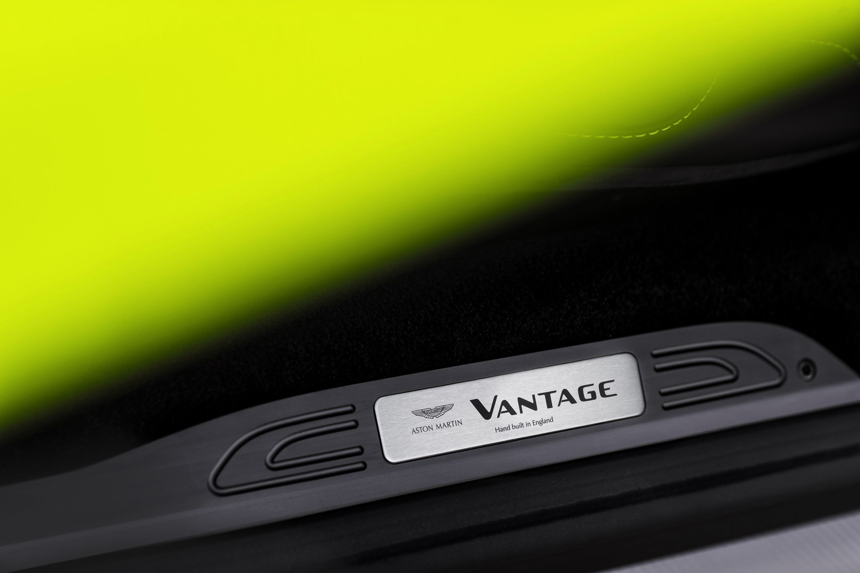 Aston Martin - 45 - FOTOGALERIE: Aston Martin V8 Vantage (28/36)