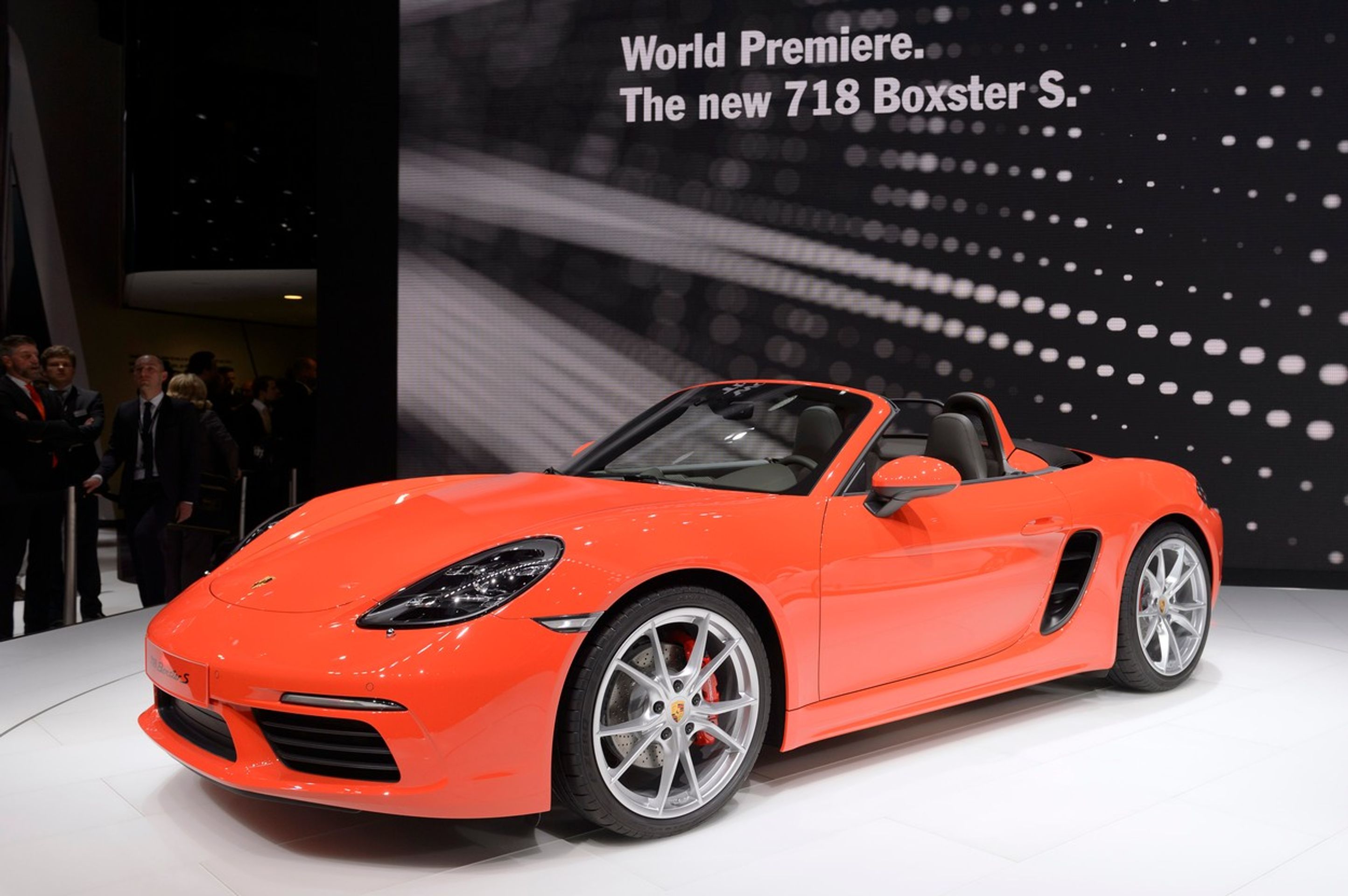 Autosalon Ženeva 2016 - Porsche 718 Boxster - GALERIE: Autosalon Ženeva 2016 (5/10)