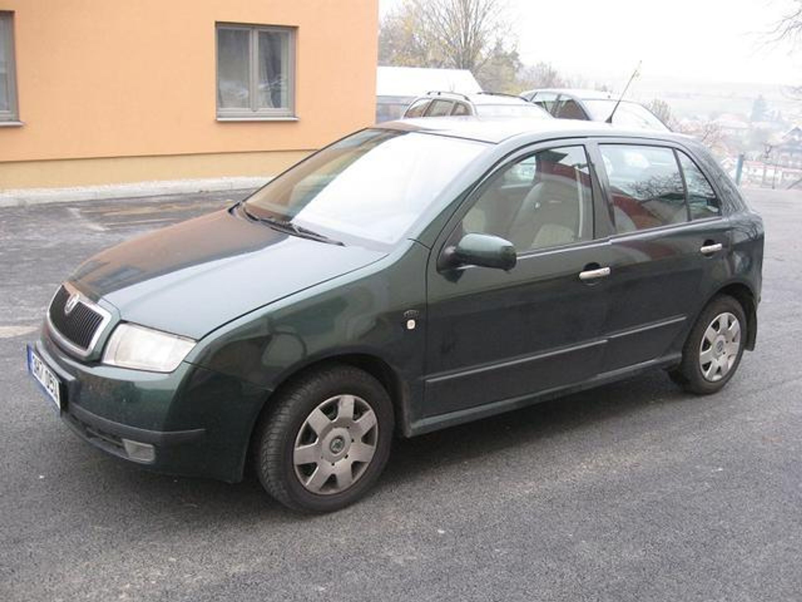 Vozidla dražená exekutory 13. prosince - 14 - GALERIE: Exekutoři draží auta a skútr (1/14)