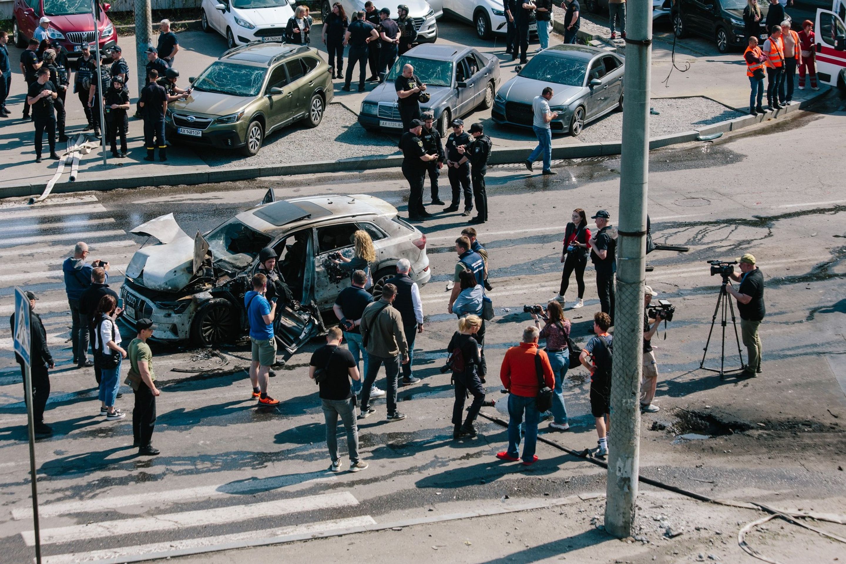 Ruský útok drony na Ukrajinu, 22. 4. 2025 Charkov (1) - Ruský útok drony na Ukrajinu (2/4)