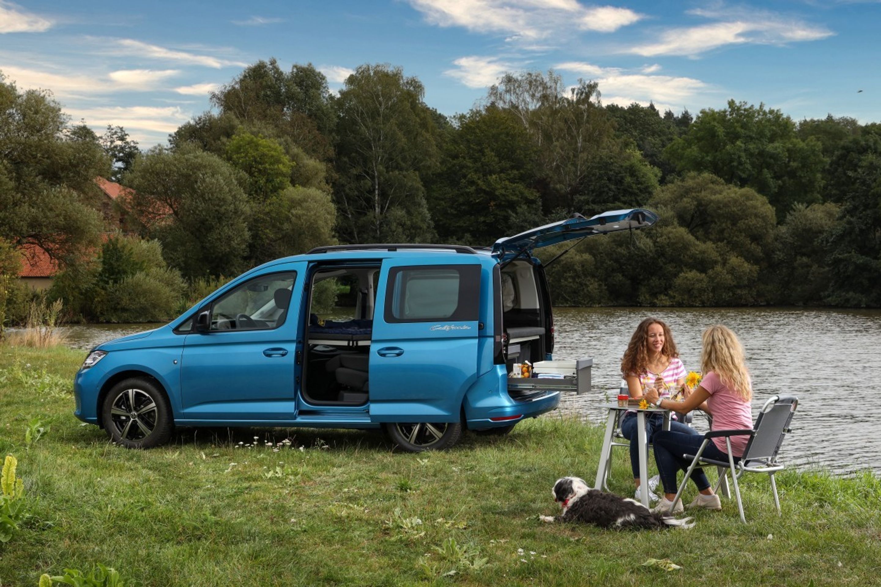 Volkswagen Caddy California - 13 - Fotogalerie: Nový Caddy jako dříč, obytňák i auto pro rodinu (30/43)