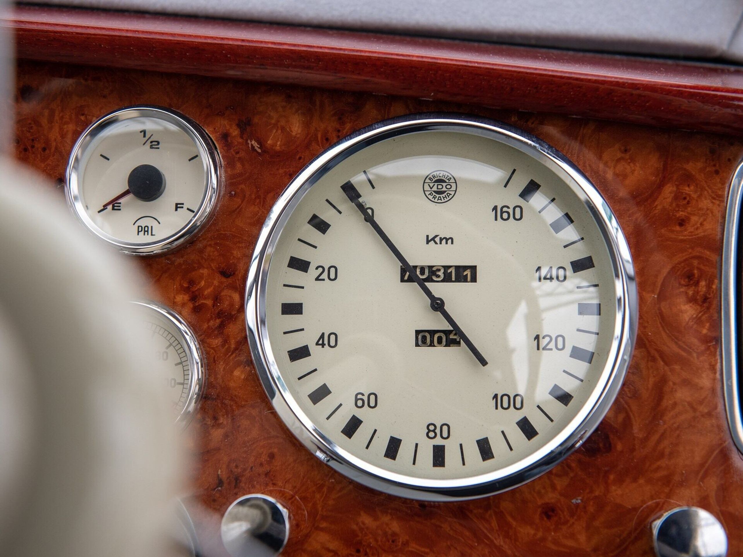 Unikátní Tatra 77 z roku 1934 - Unikátní Tatra 77 se prodala za 8,5 milionu korun (16/20)